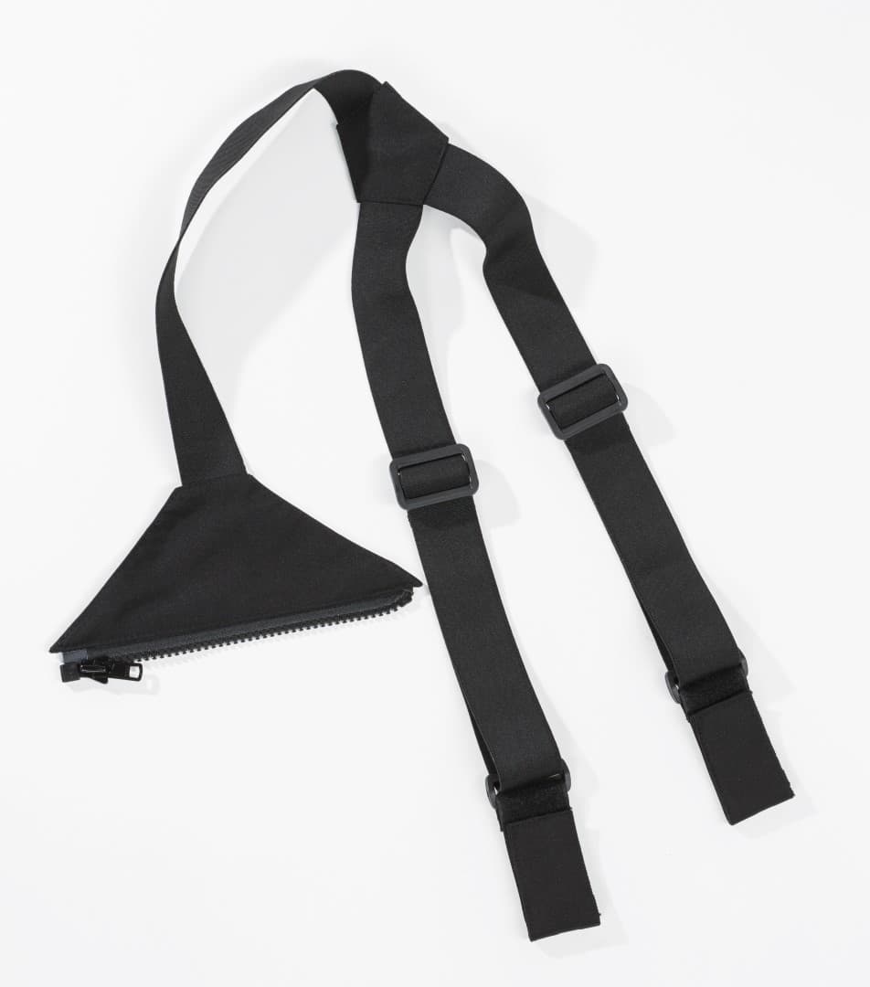 BRACES black short