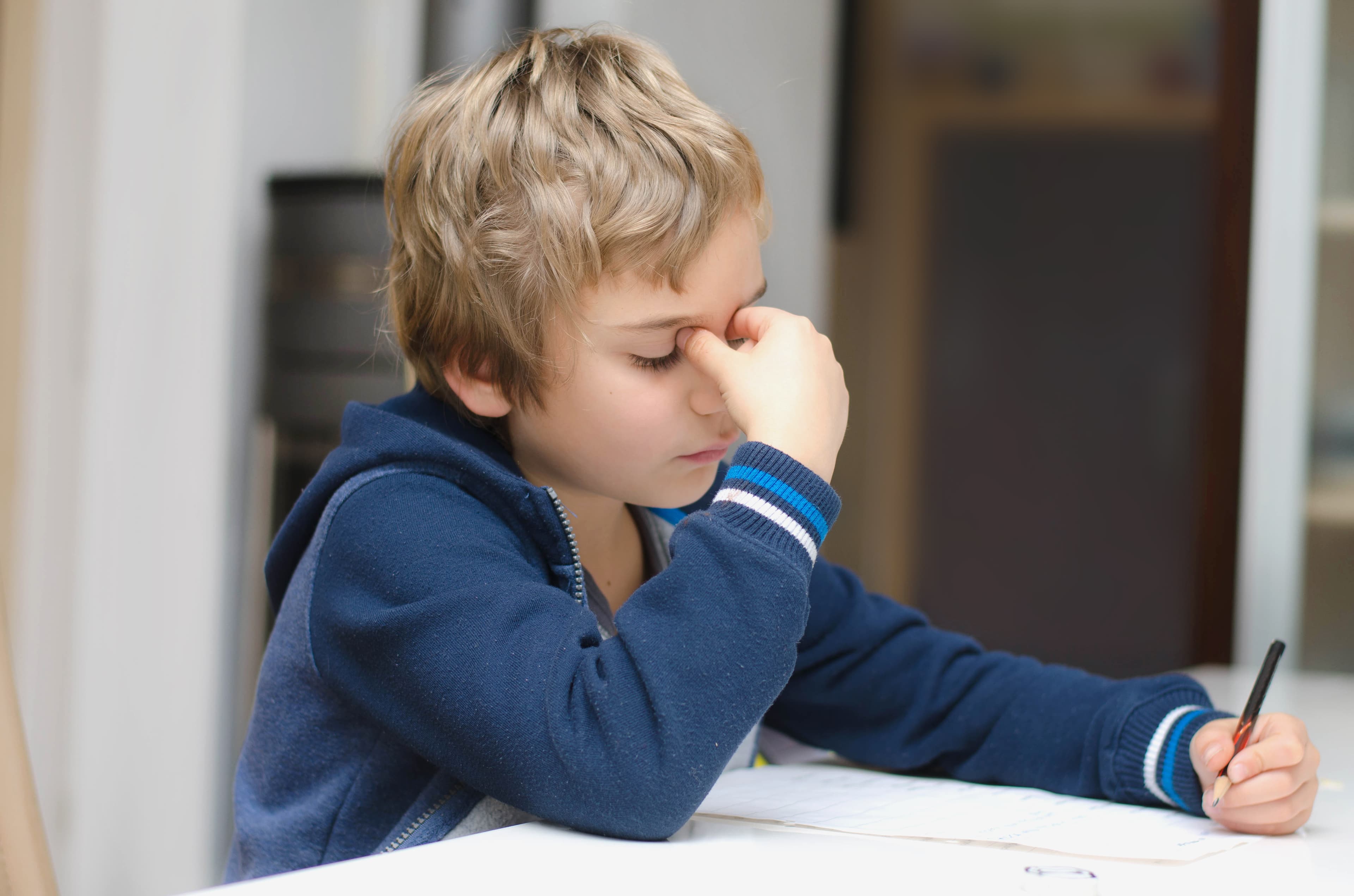 Kinderhypnose: Effektive Unterstützung bei Konzentrations- und Lernstörungen
