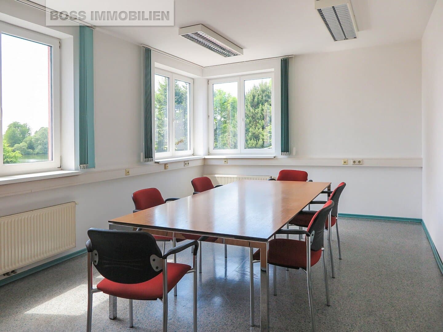 Lagerhalle mit guter Verkehrsanbindung - Vermietung