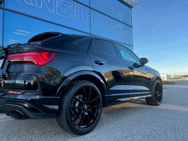 AUDI RS Q3 - OZ Leggera HLT