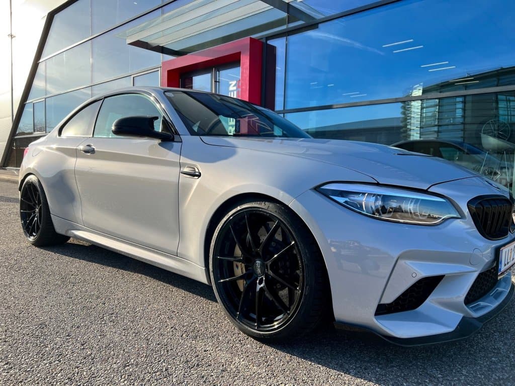 BMW M2 Competition - OZ Ultraleggera