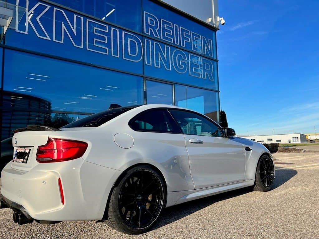 BMW M2 Competition - OZ Ultraleggera