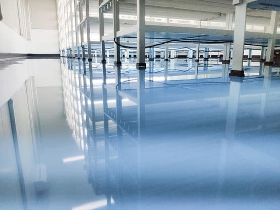 Hochwertige Industrieböden aus Epoxyharz