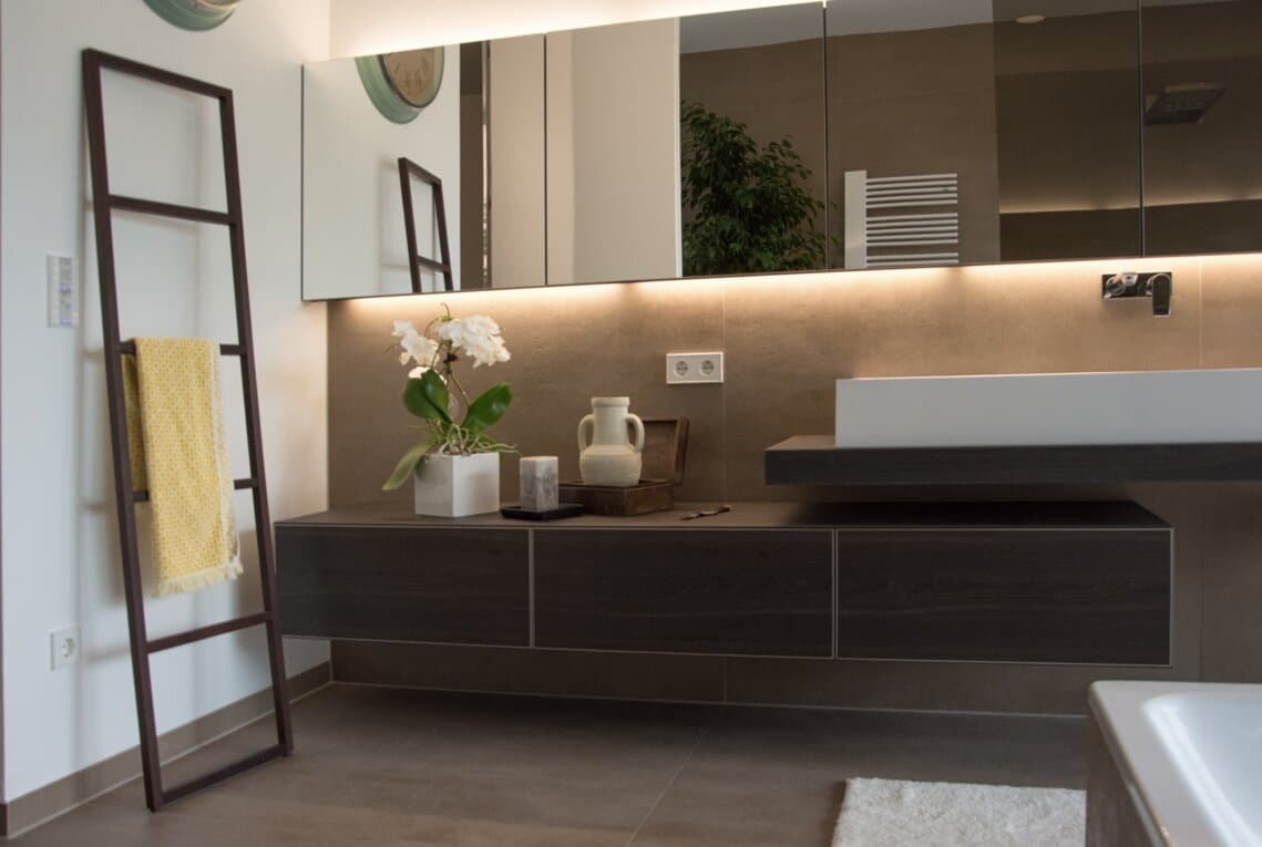 Interiordesign - Wir feiern das Comeback von dunklem Charme
