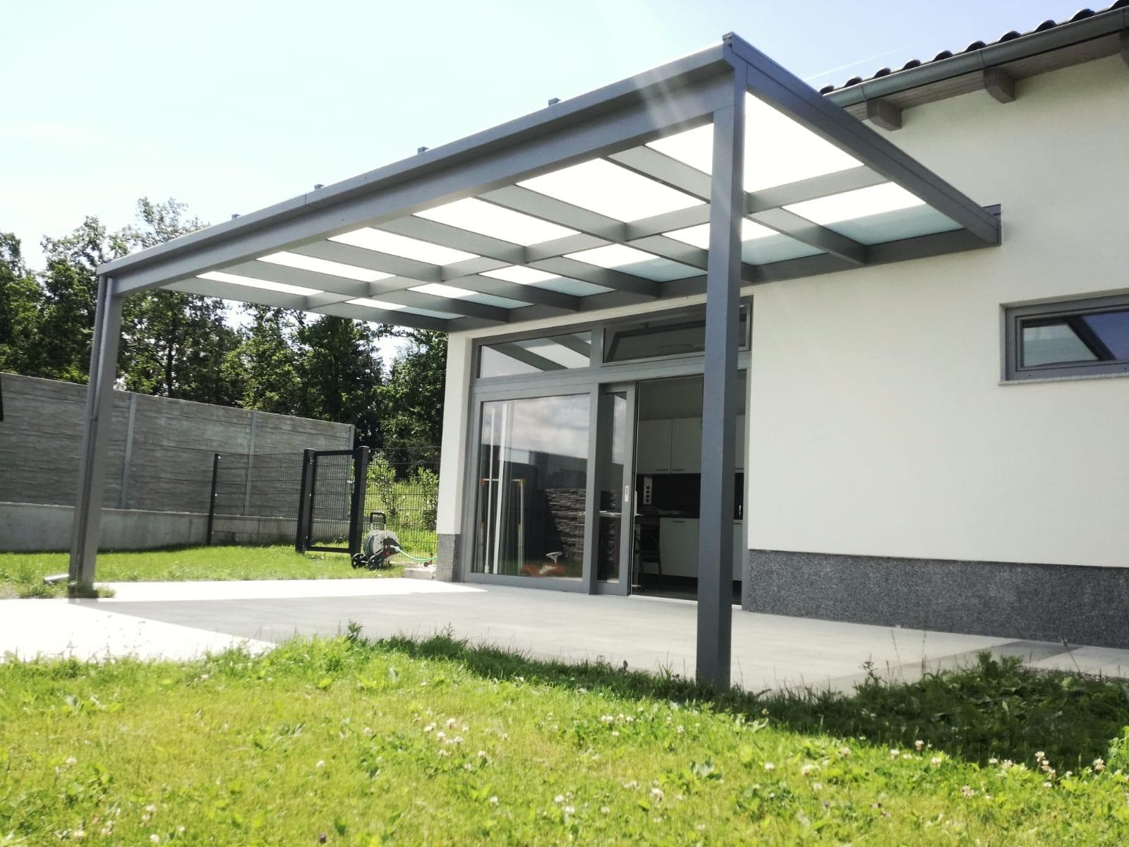 TERRASSE & Beschattung