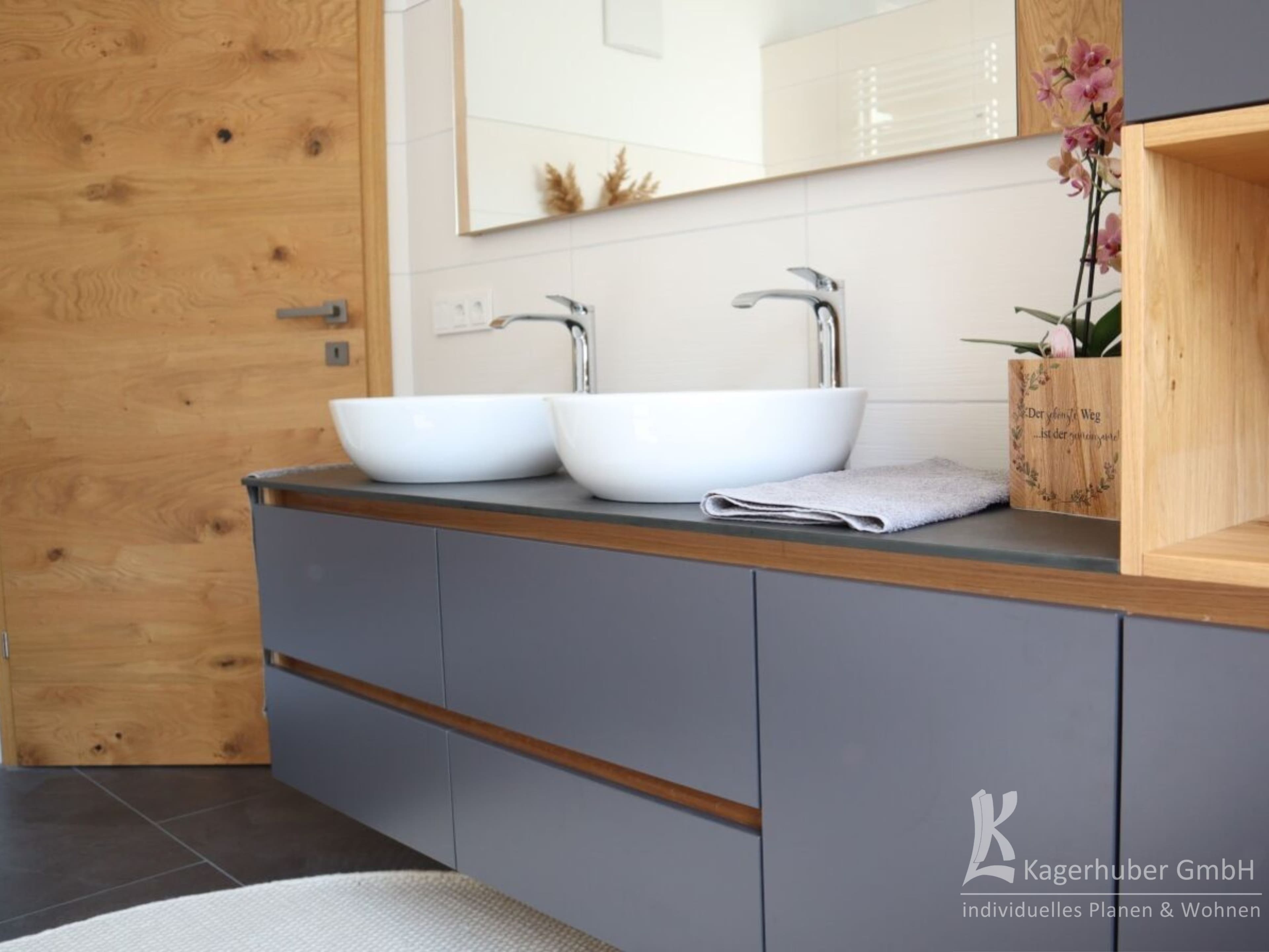 Modernes Badezimmer