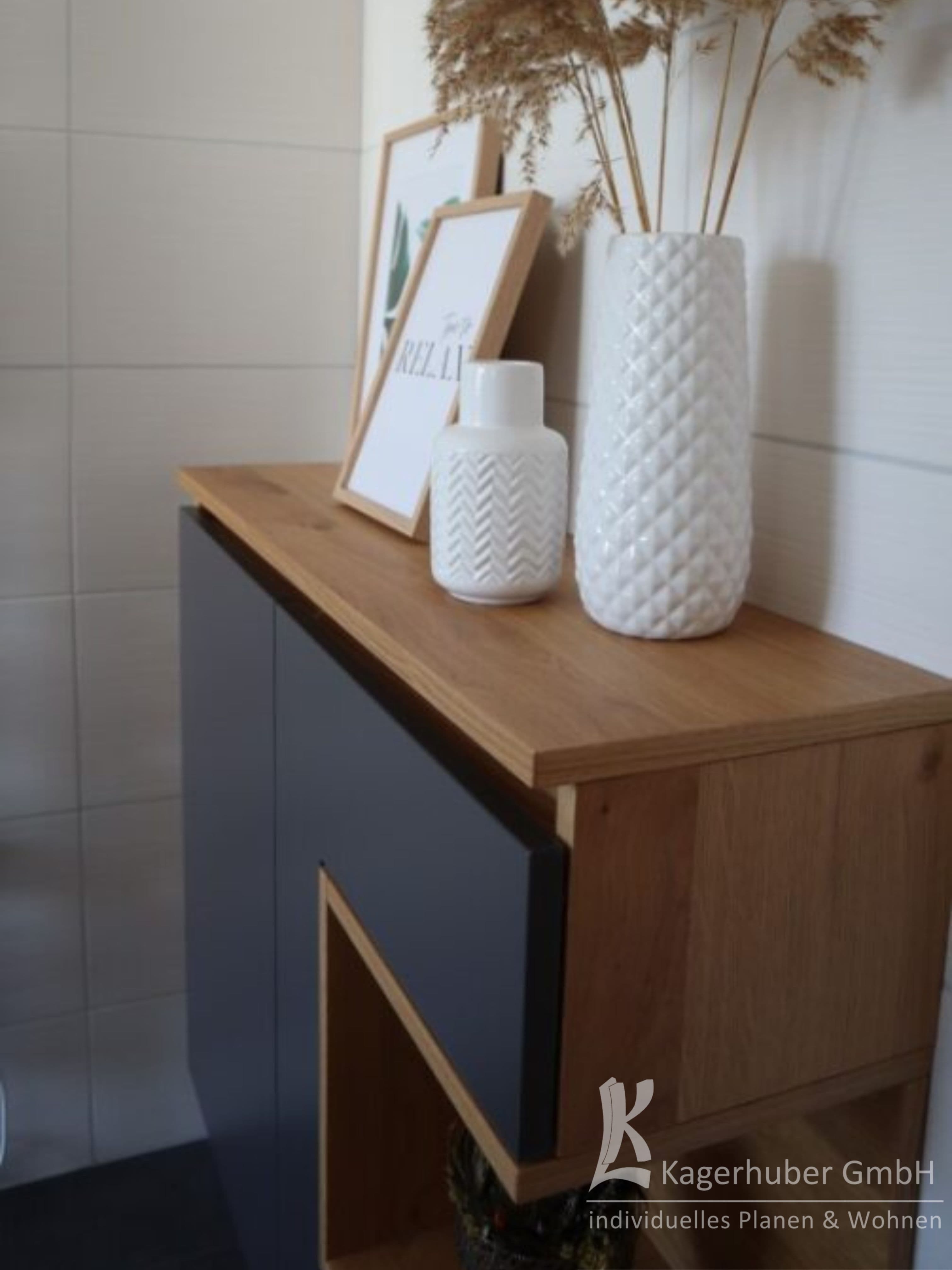 Modernes Badezimmer
