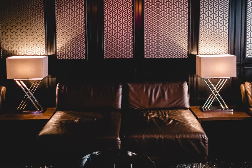 Leon’s Liquid Lounge