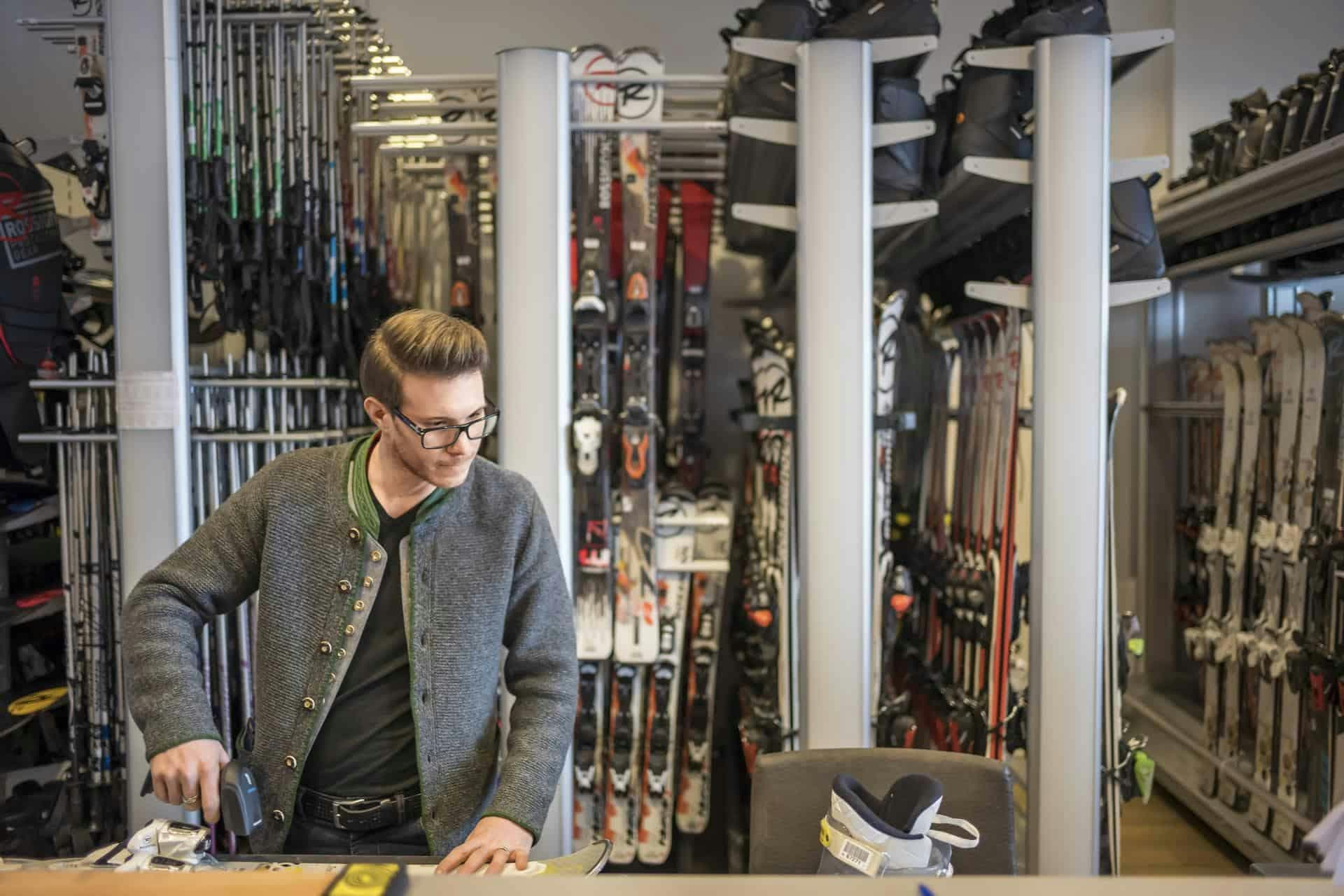 Bestens ausgestattet - Skiverleih
