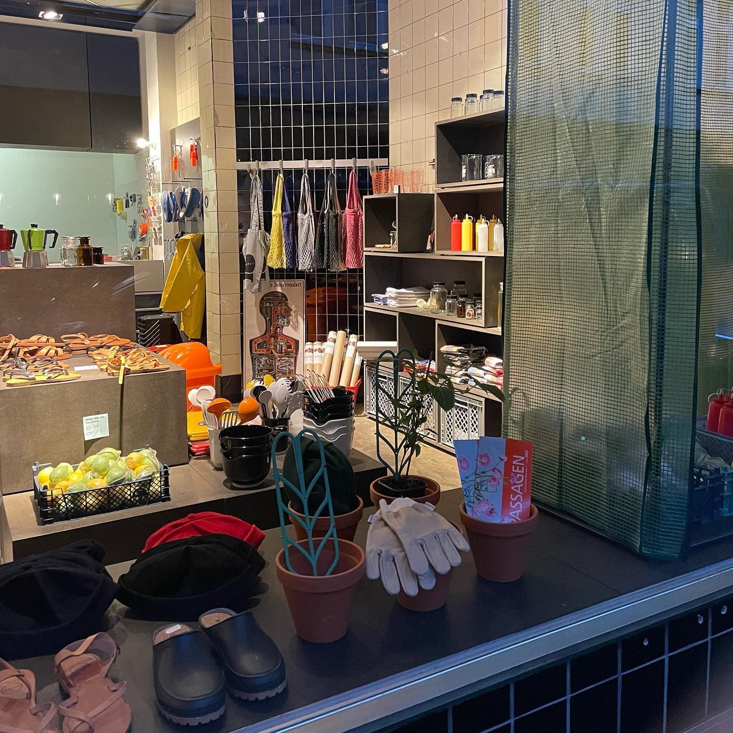 Ehrenfeld Shopping - Entdecken Sie Utensil