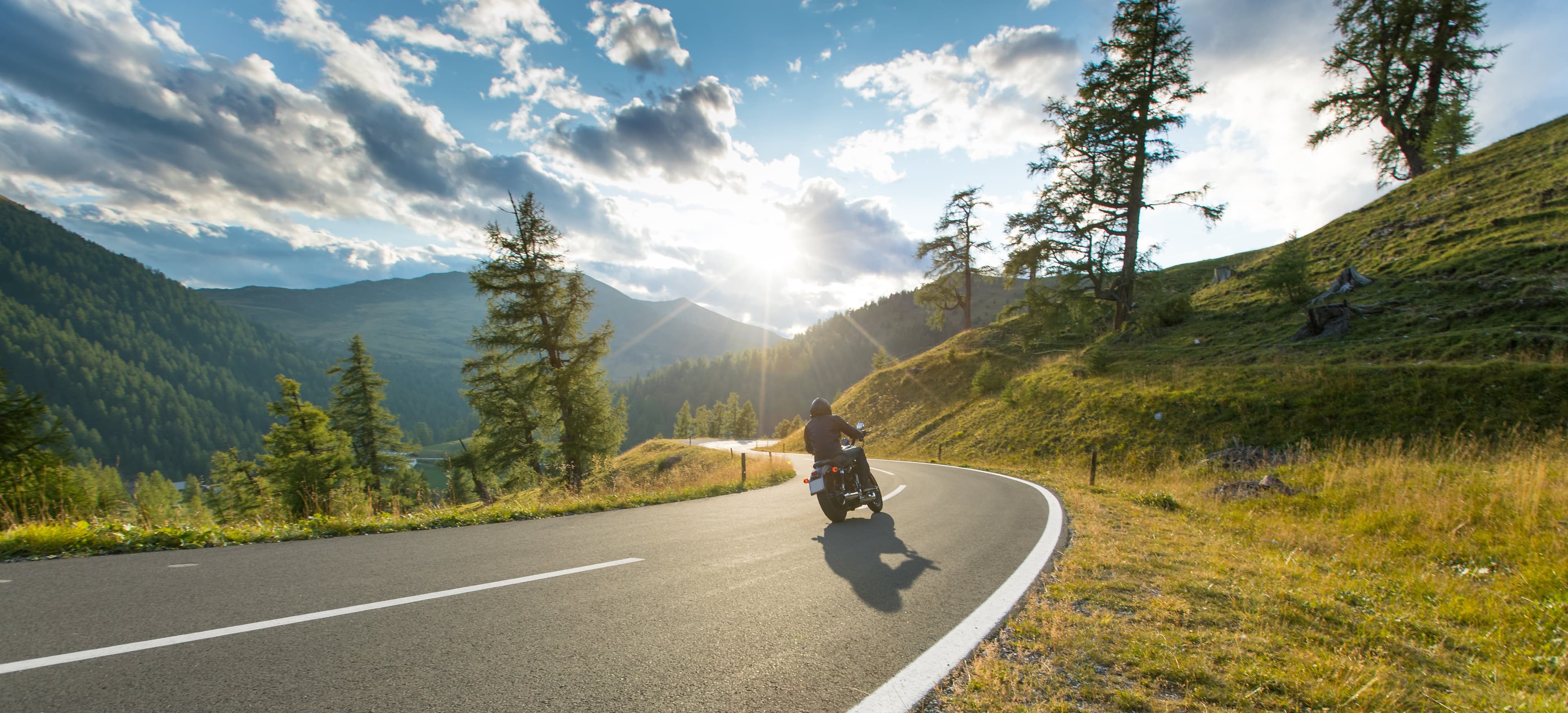 Geschenkidee für Motorradfahrer Gutschein für Motorradhotels