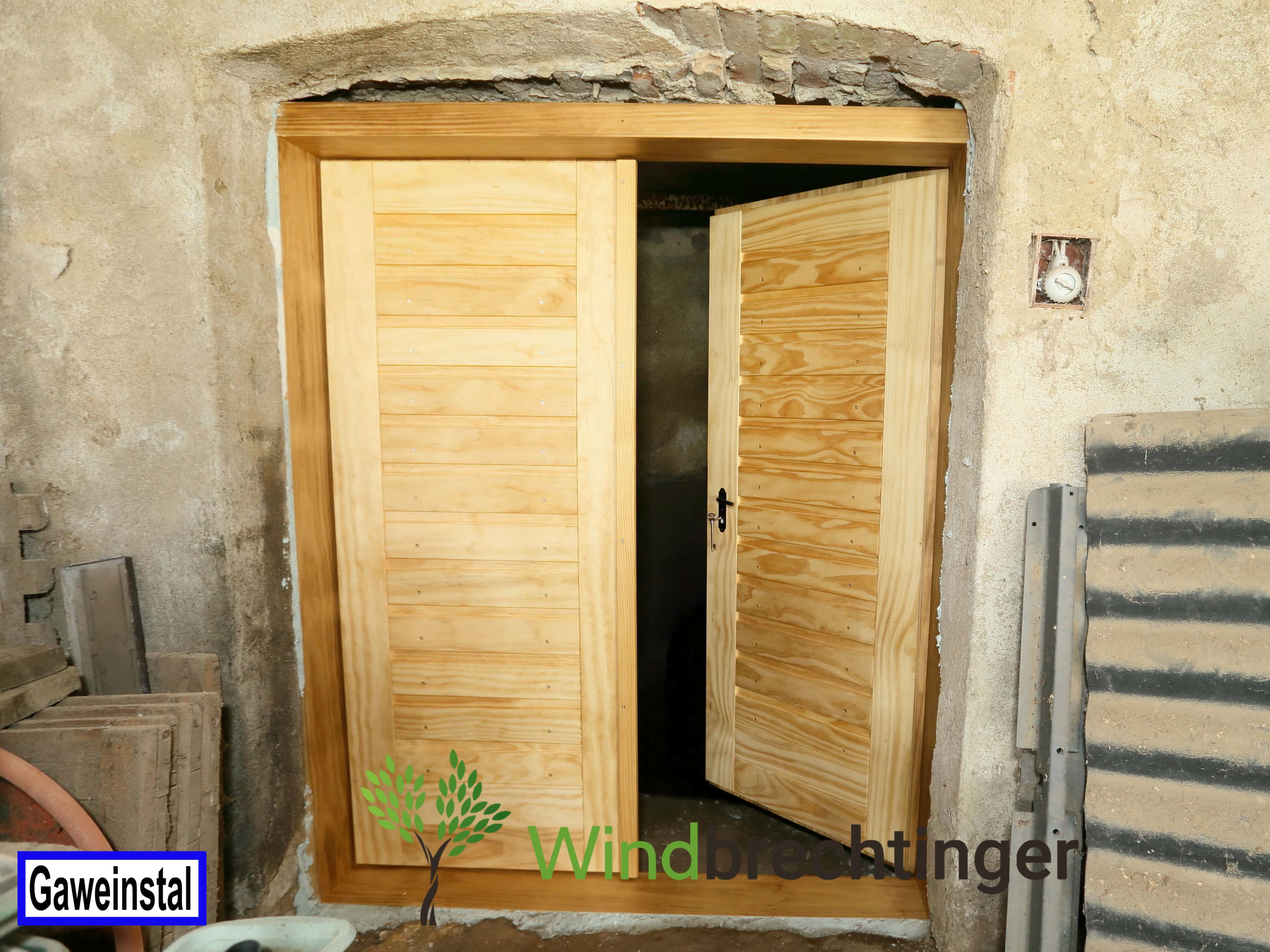 Windbrechtinger Kellertür  Accoya-Holz Wasserfest-gaweinstal-wien-noe