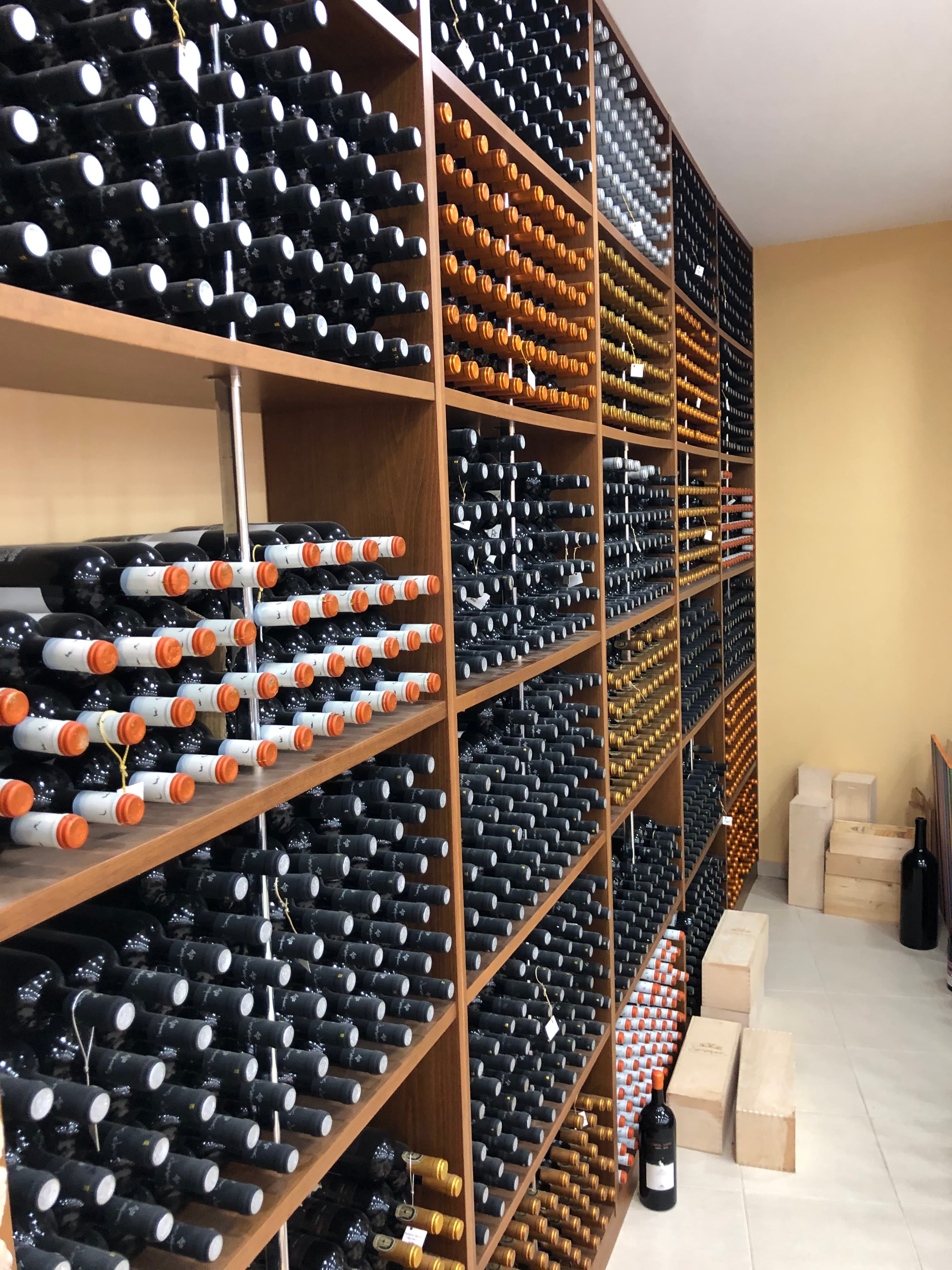 Hochwertiger griechischer Weinshop