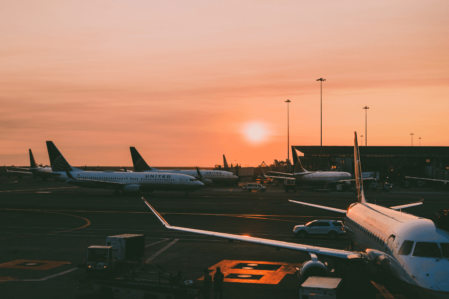 Taxi zum Flughafen buchen