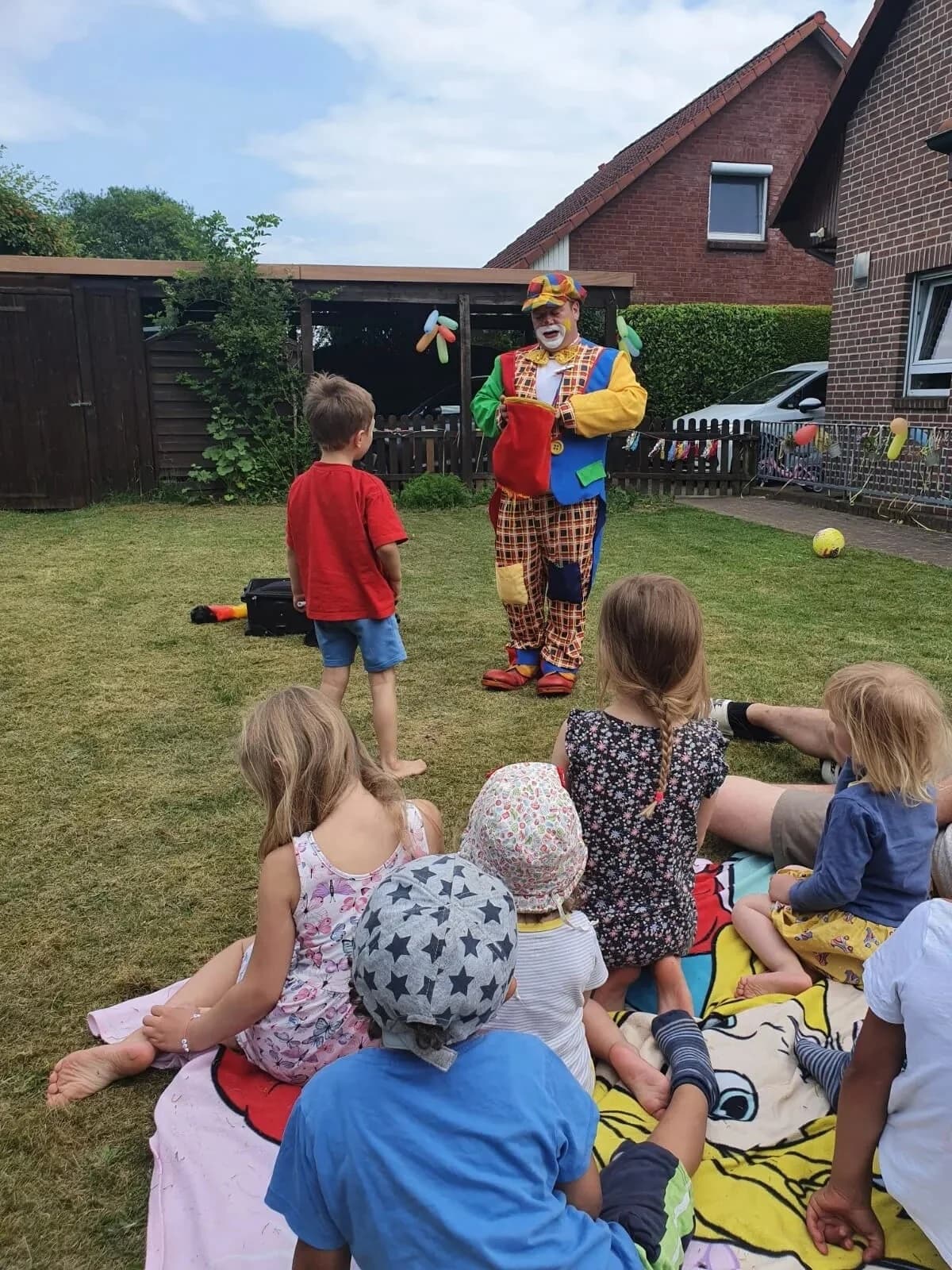Kinderclown für Kindergeburtstag in Stade