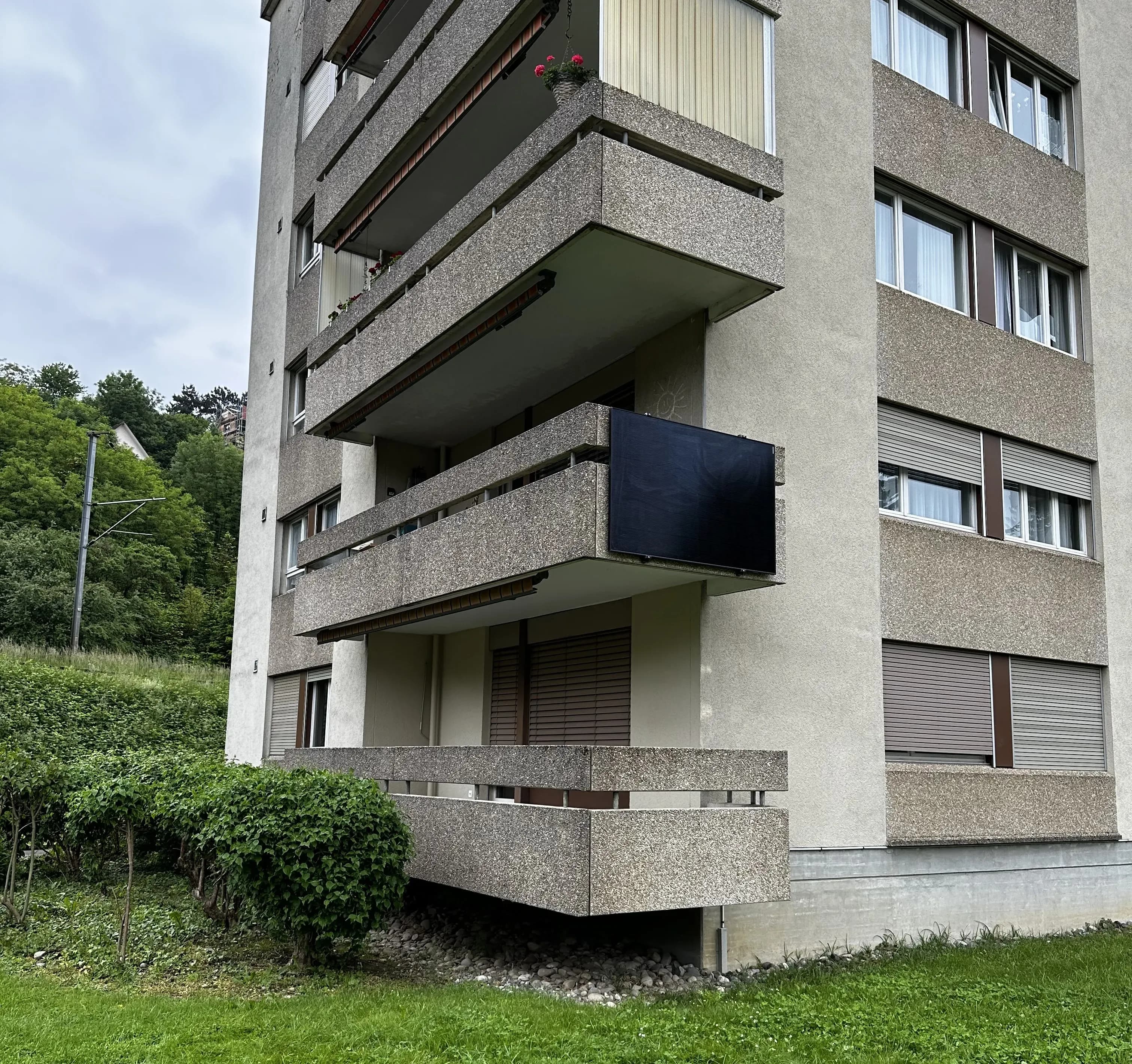 Vorschriften für Balkonkraftwerke in der Schweiz