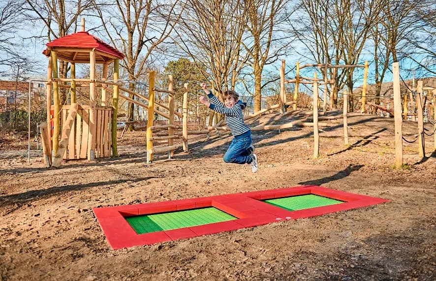Spielgeräte für öffentliche Spielplätze