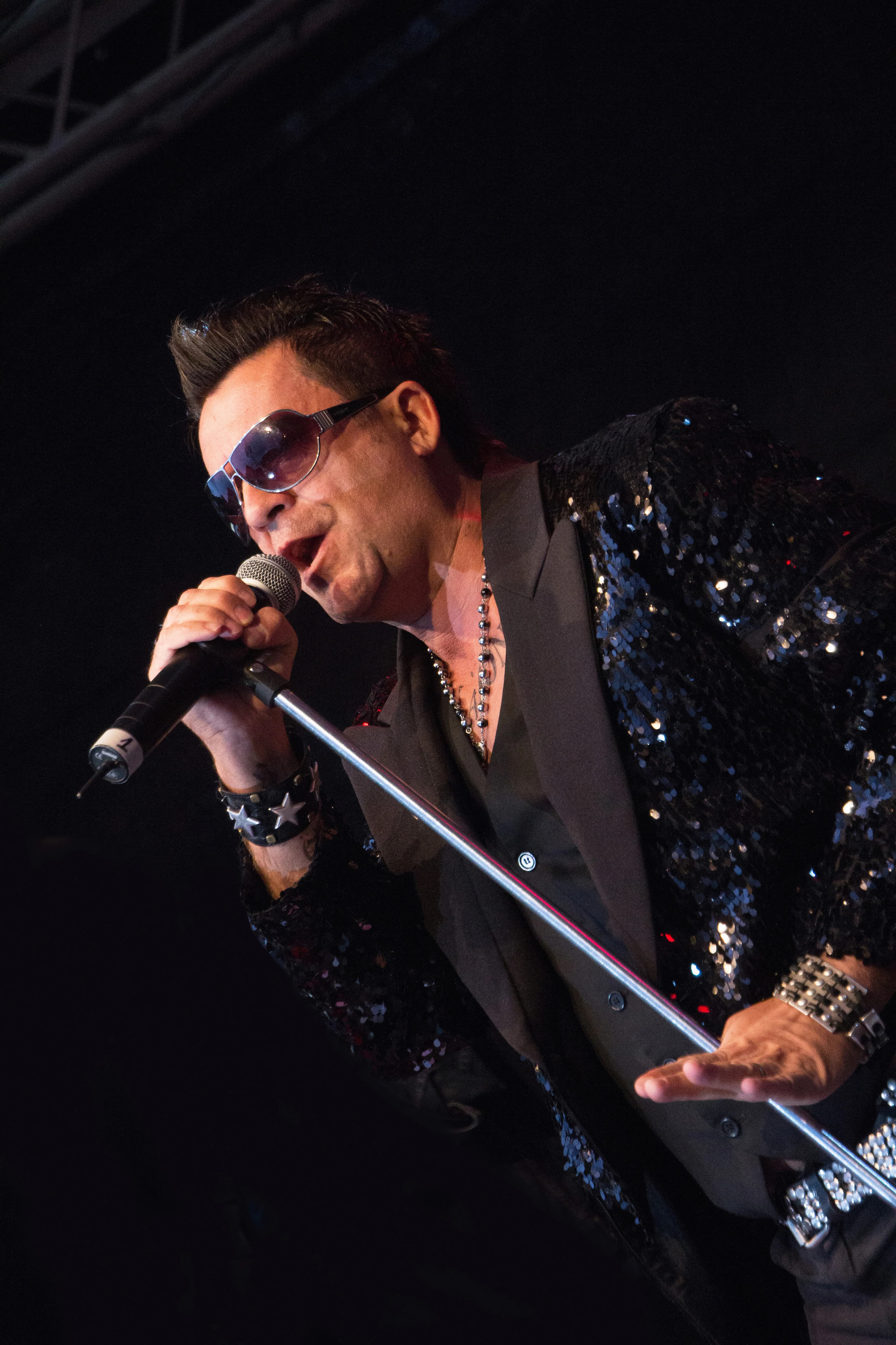 "Rock DJ – Das unverwechselbare Robbie Williams Tribute Erlebnis"