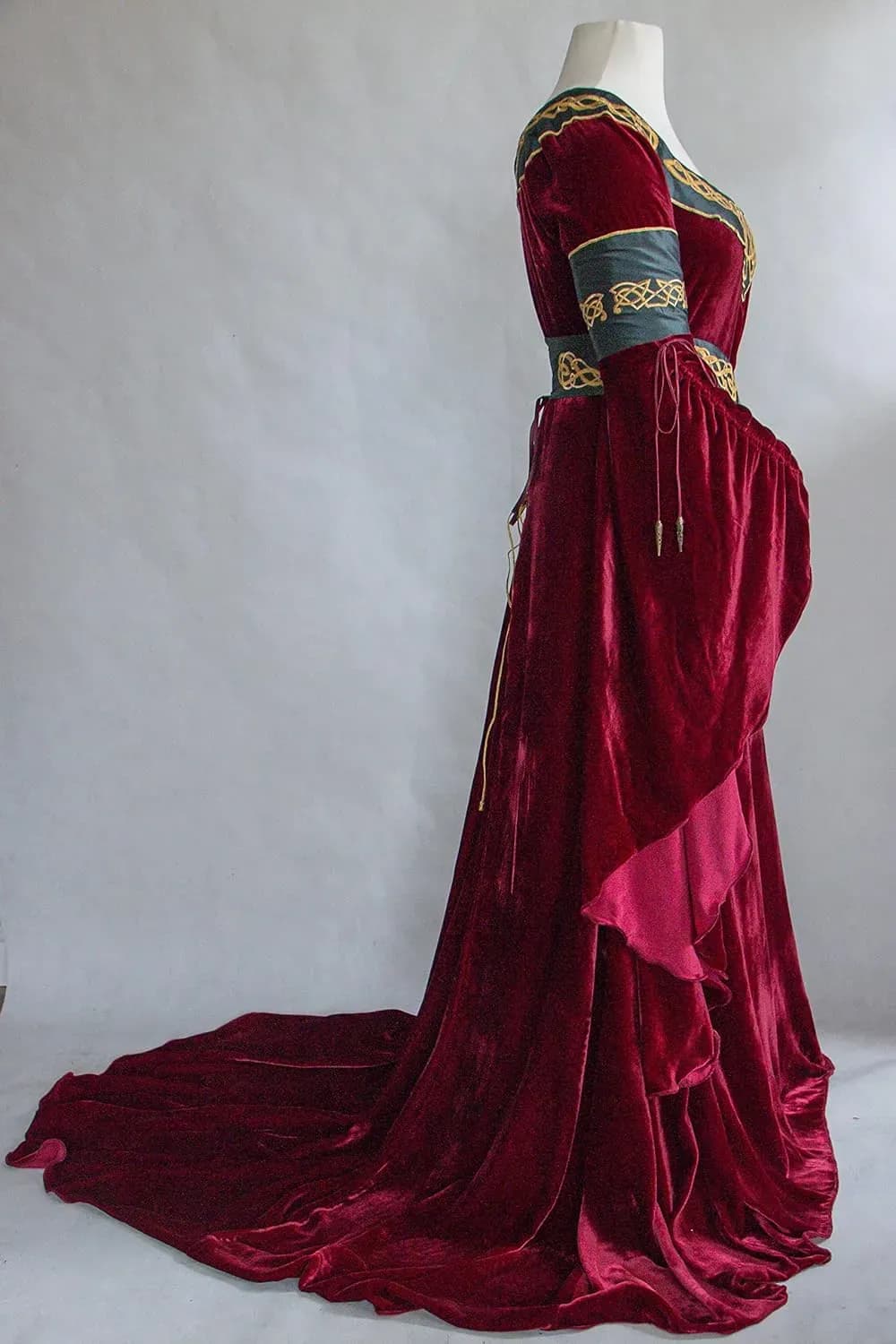 Exklusive Faschingskostüm oder Karneval-Kostüm für Damen aus Herr der Ringe Elbin Arwen