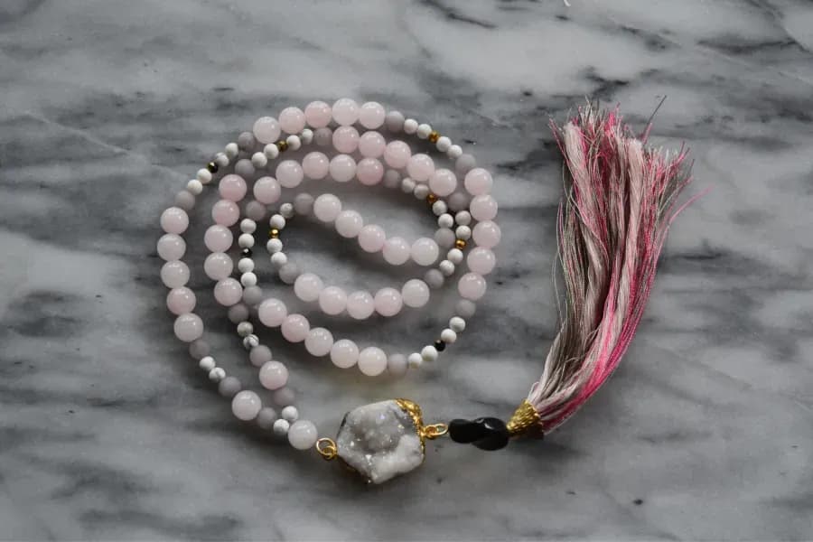 Handgefertigte Mala-Kette