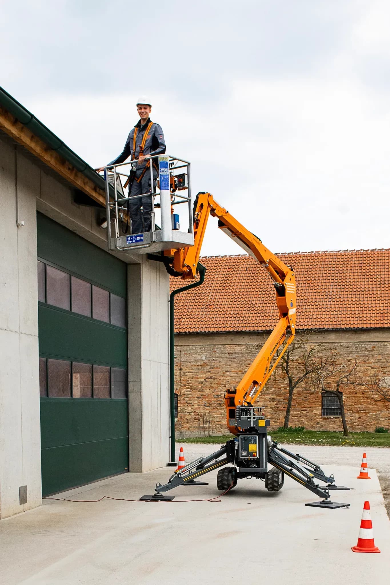 Arbeitsbühnen Vermietung Bezirk Mistelbach und Gänserndorf