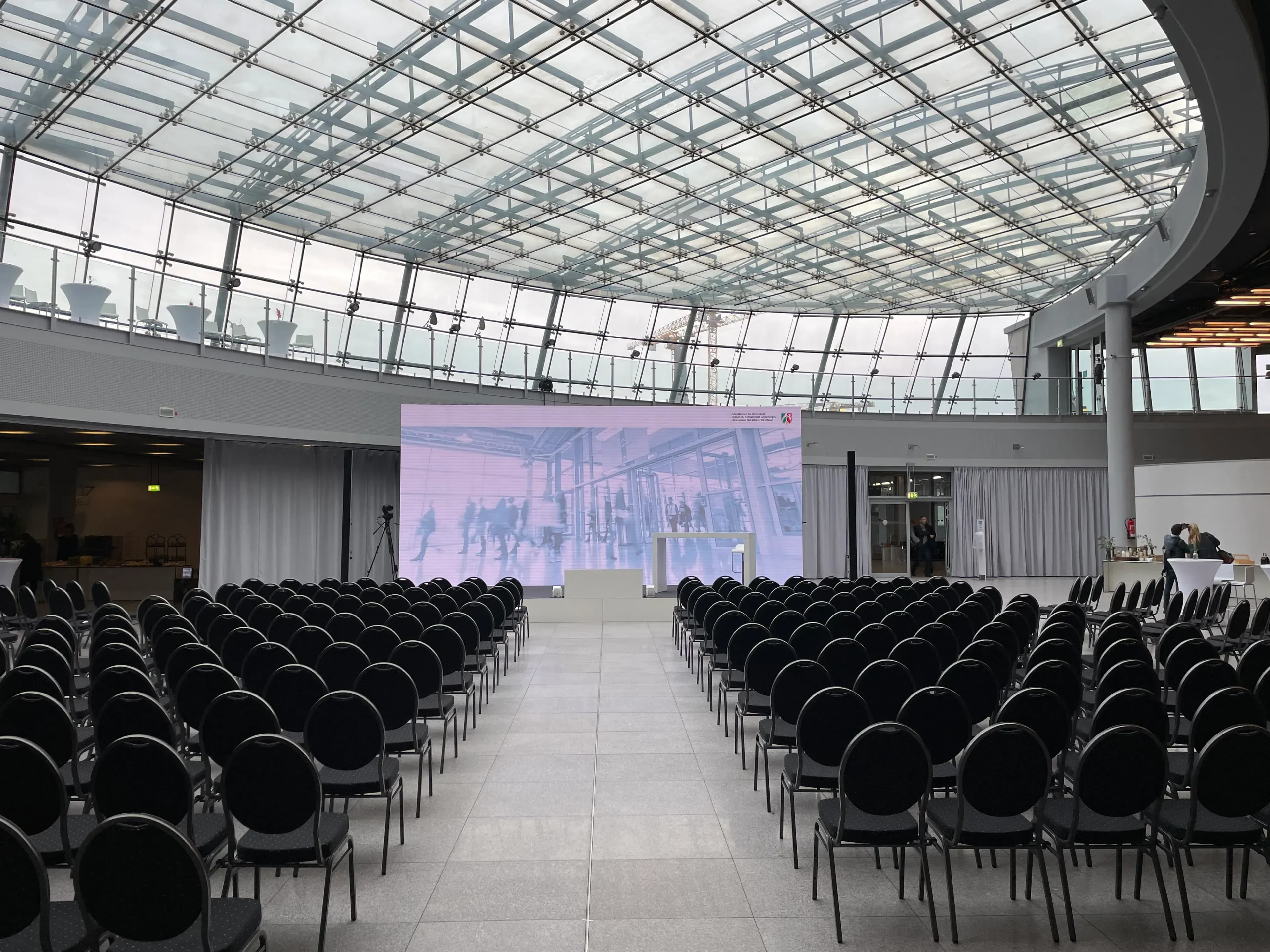 Präsentationstechnik mieten in Köln
