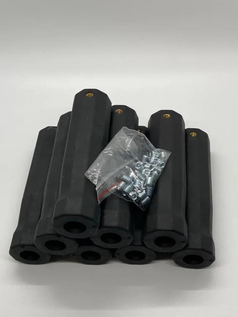 Art. F3.03.05.P4P-15SES    Turniergriffe Ullrich-Sport mit Schraube Satz 8 Stück
