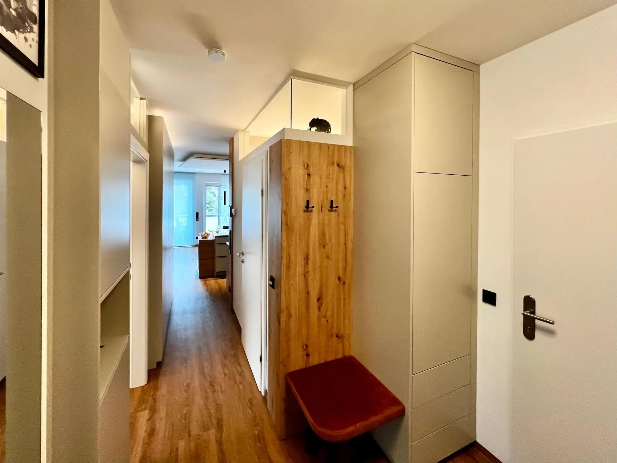 Stauraumlösungen mit funktionaler Innenarchitektur in Salzburg