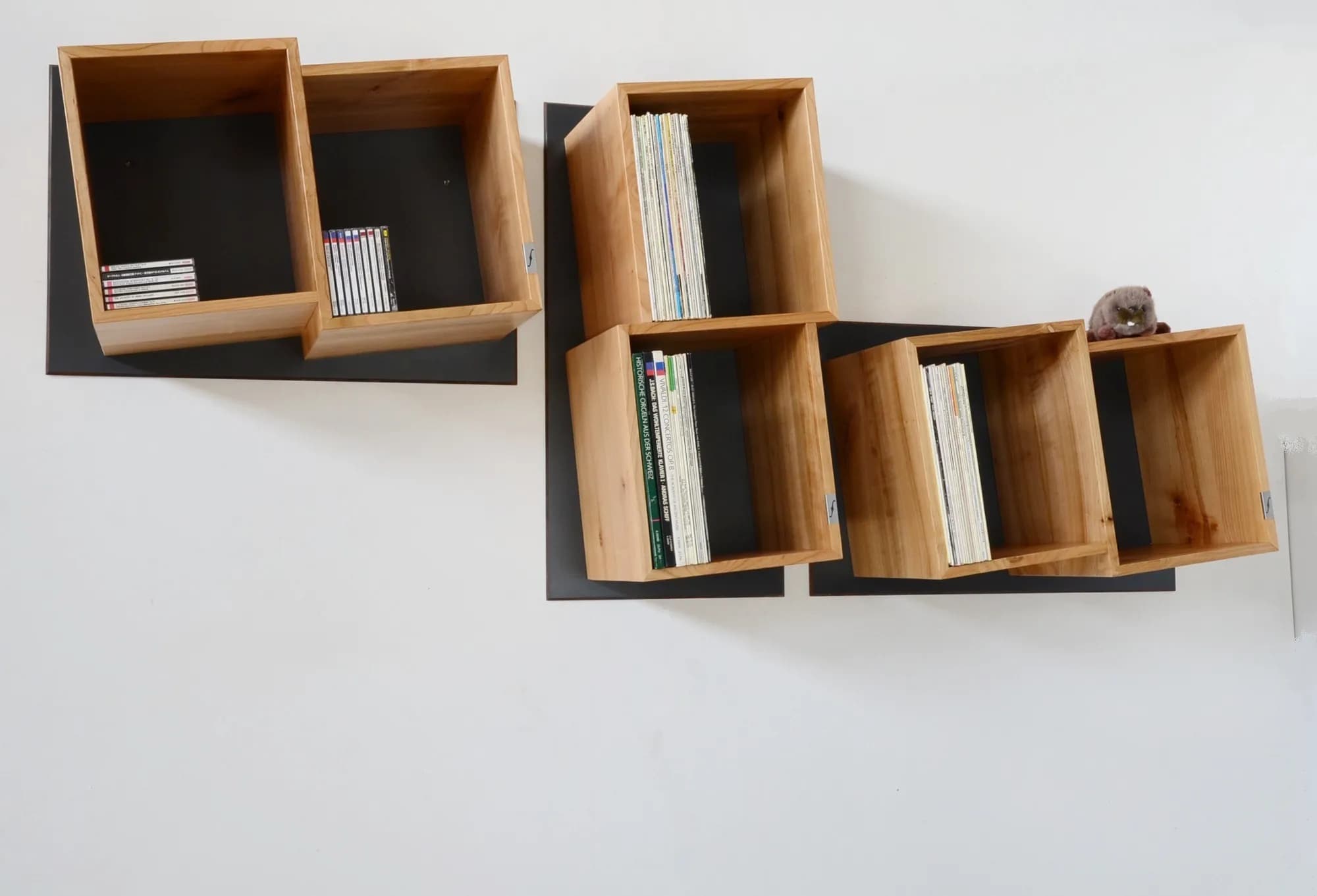 Individuelles Wandregal für Schallplatten