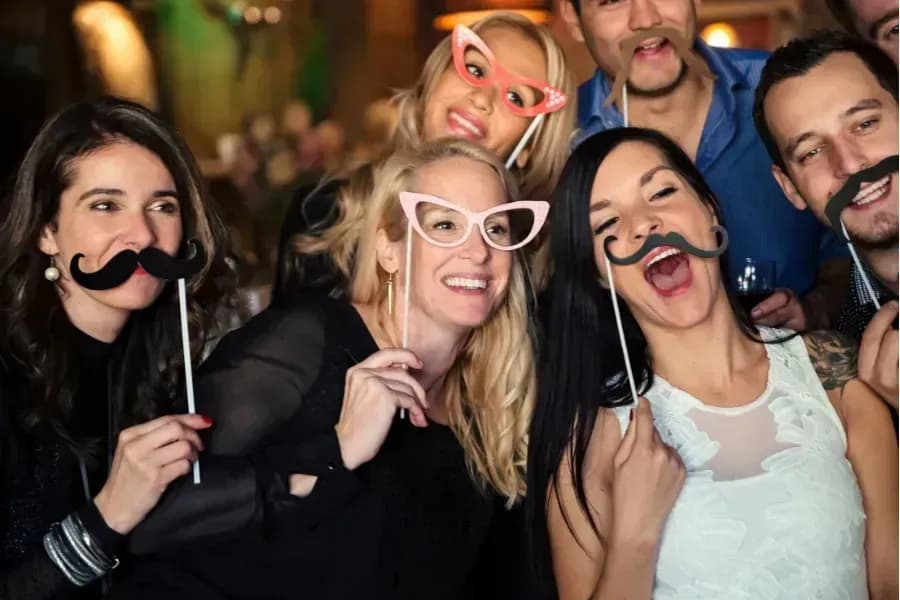 DJ mit Fotobox für Hochzeiten und Partys