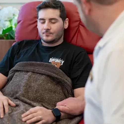 Kann man durch Hypnose mit dem Rauchen aufhören?