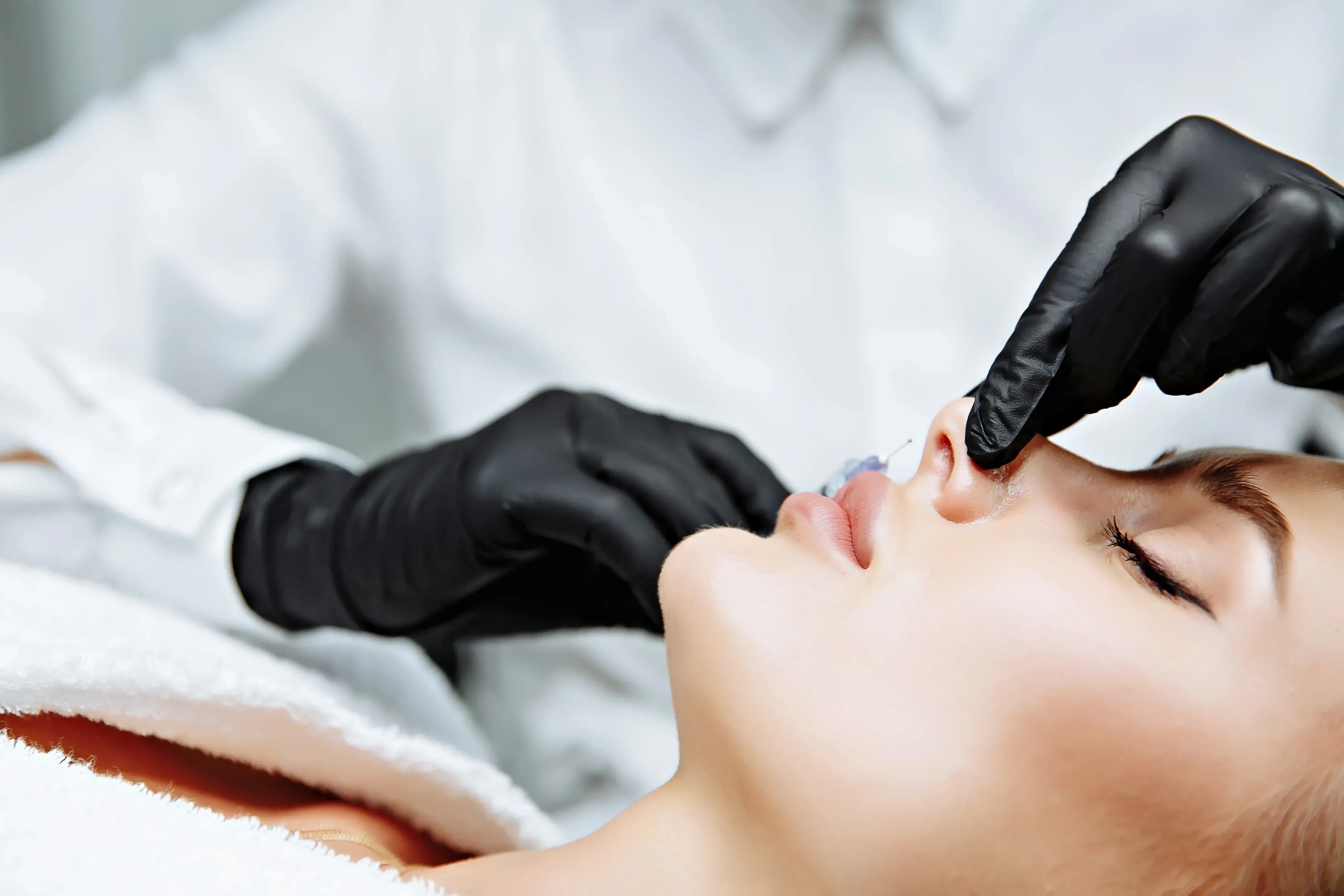 Ästhetische Nasenoperation in Köln - Experten für funktionelle Chirurgie