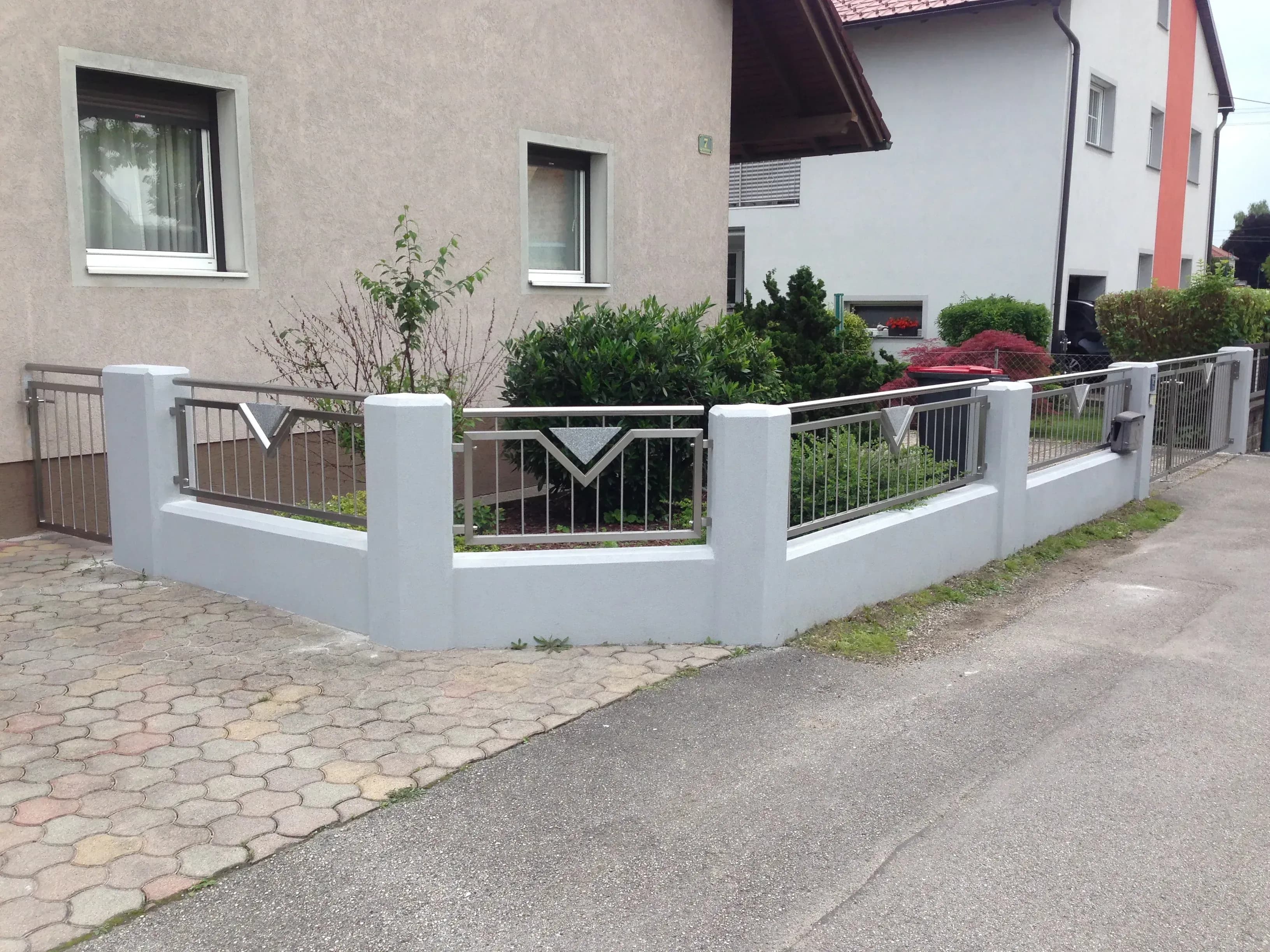 Moderne Edelstahl-Zäune in Freistadt entdecken
