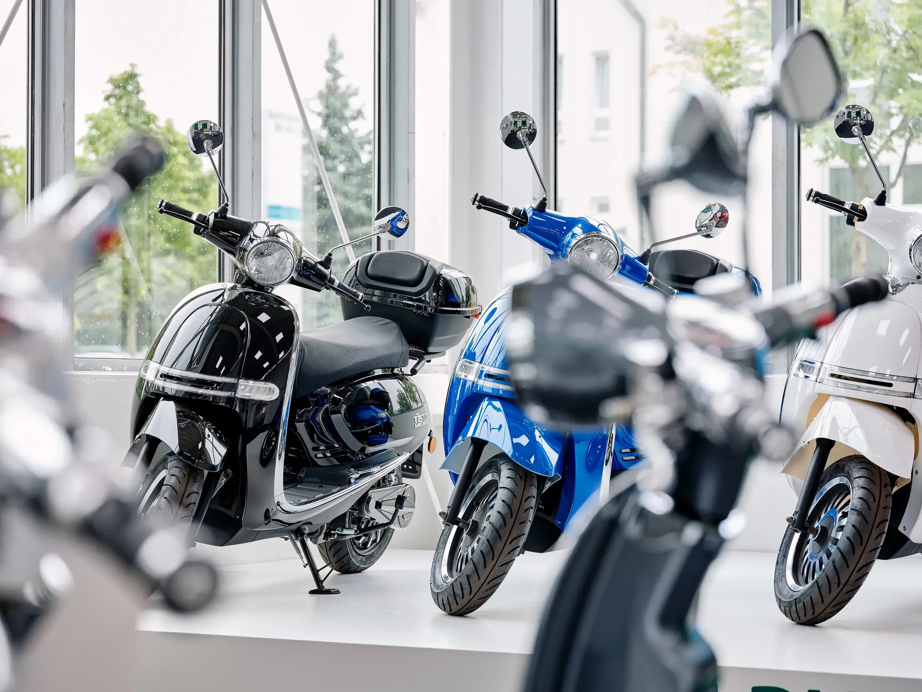 Elektroroller mit starker Reichweite für ausgedehnte Touren