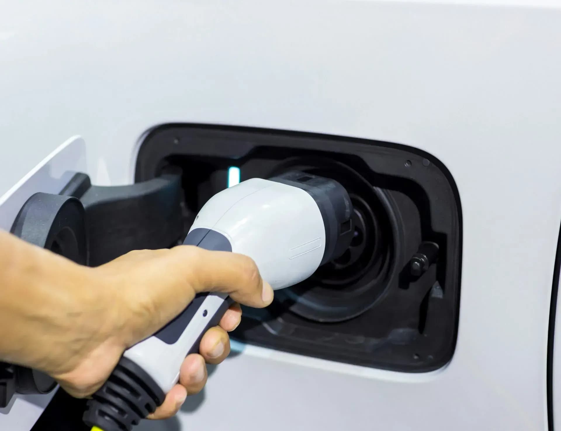 E-Auto Ladelösungen mit Solaranbindung in Zwingenberg kaufen