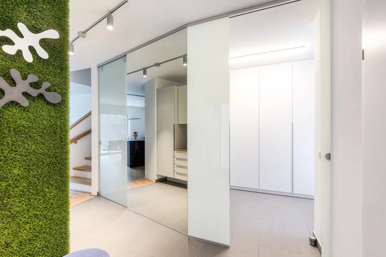 Innenarchitektur für durchdachte Stauraumkonzepte in Salzburg