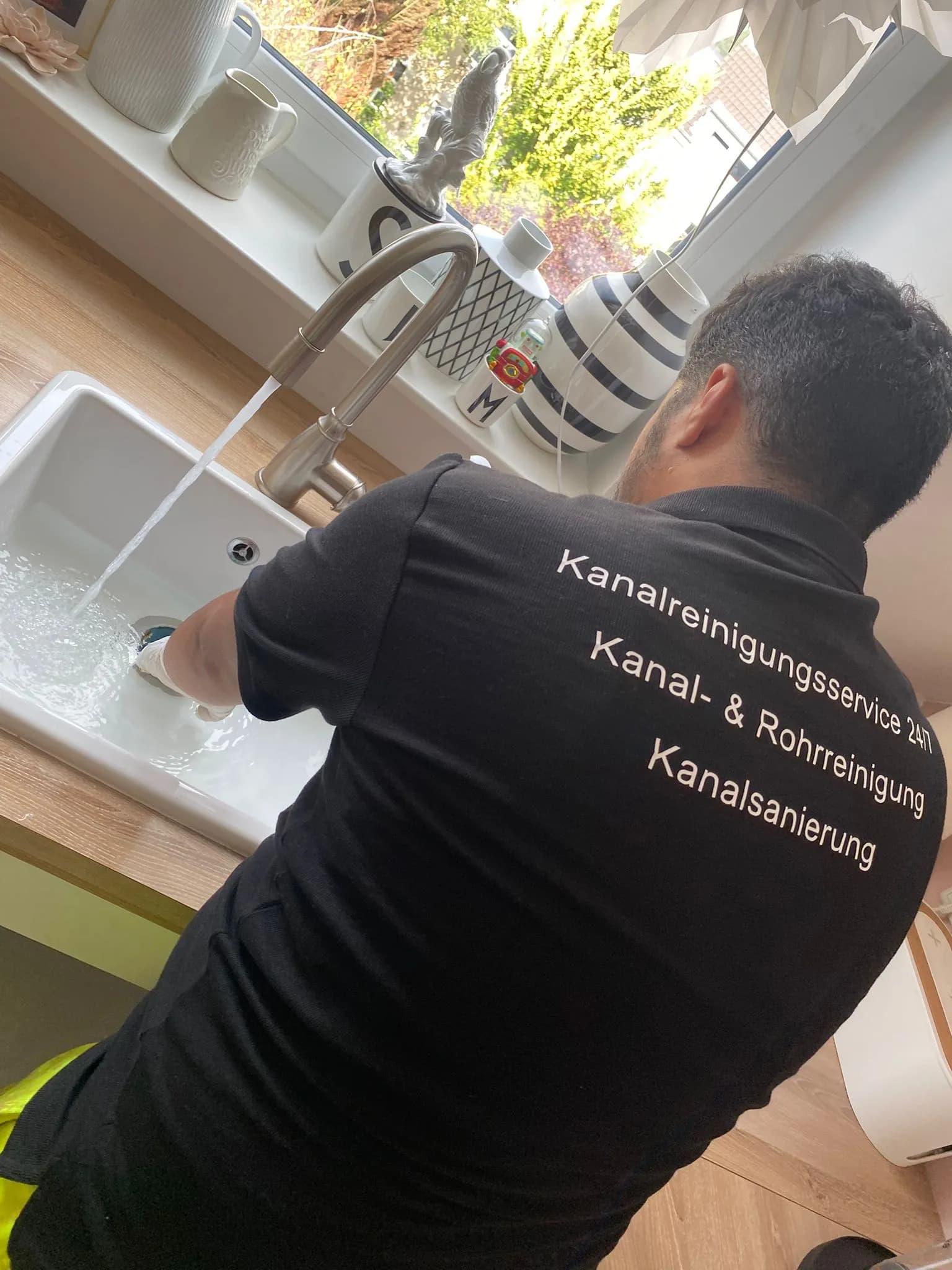 Kanalreinigung Köln -24 h Abfussreinigung 