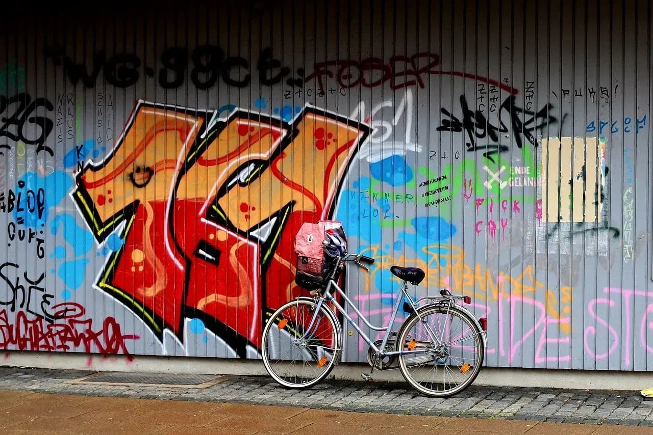 Rückstandsfreie Graffitientfernung mit Trockeneis