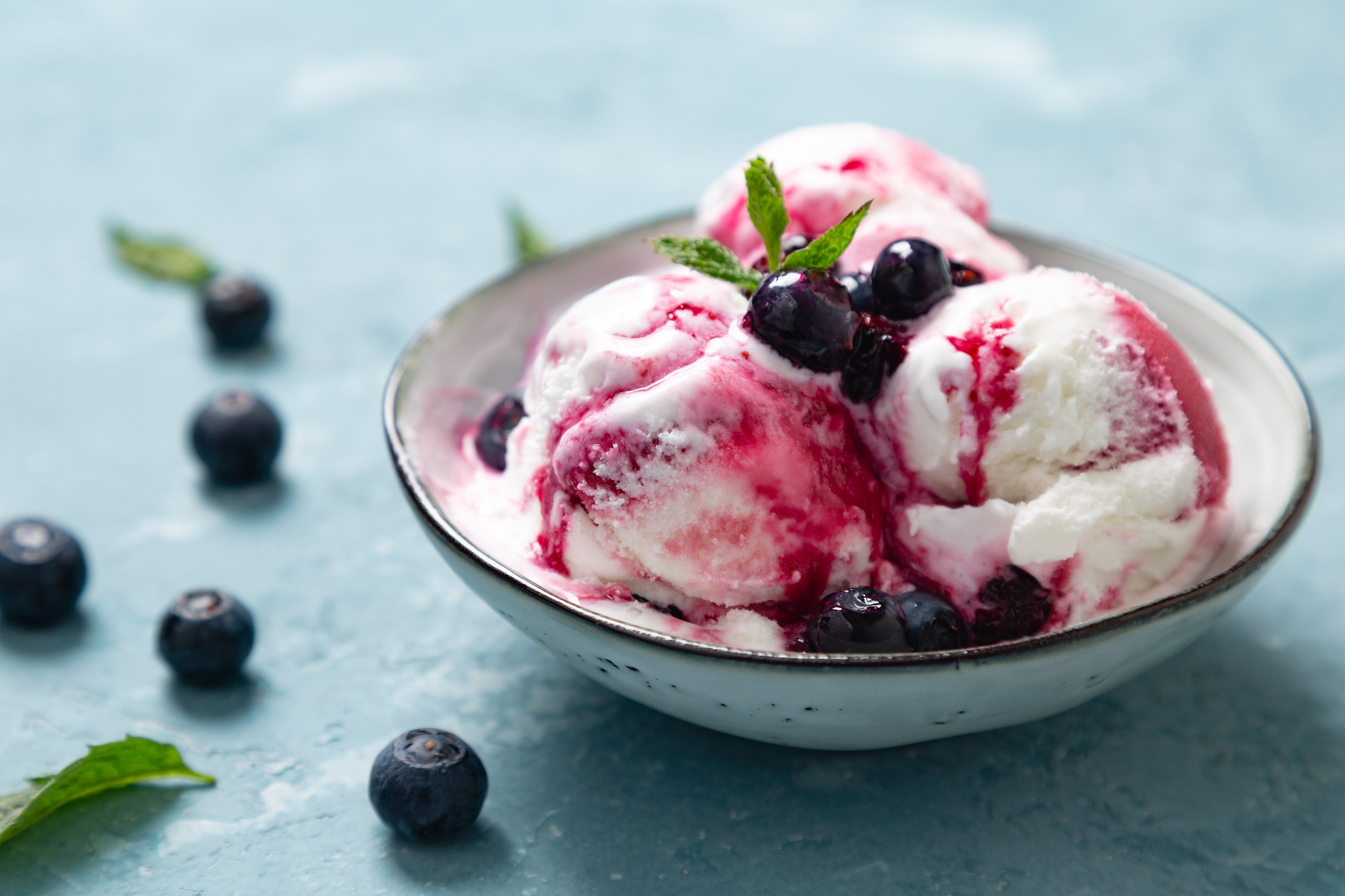 Bauernhofeis  Heidelbeere - Joghurt 
