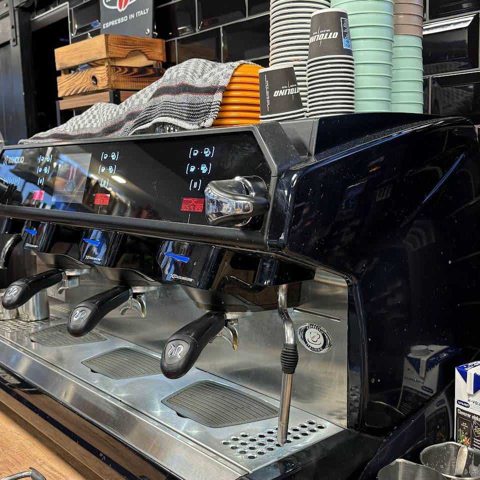 sono. Cafe - Treffpunkt für Kaffeeliebhaber
