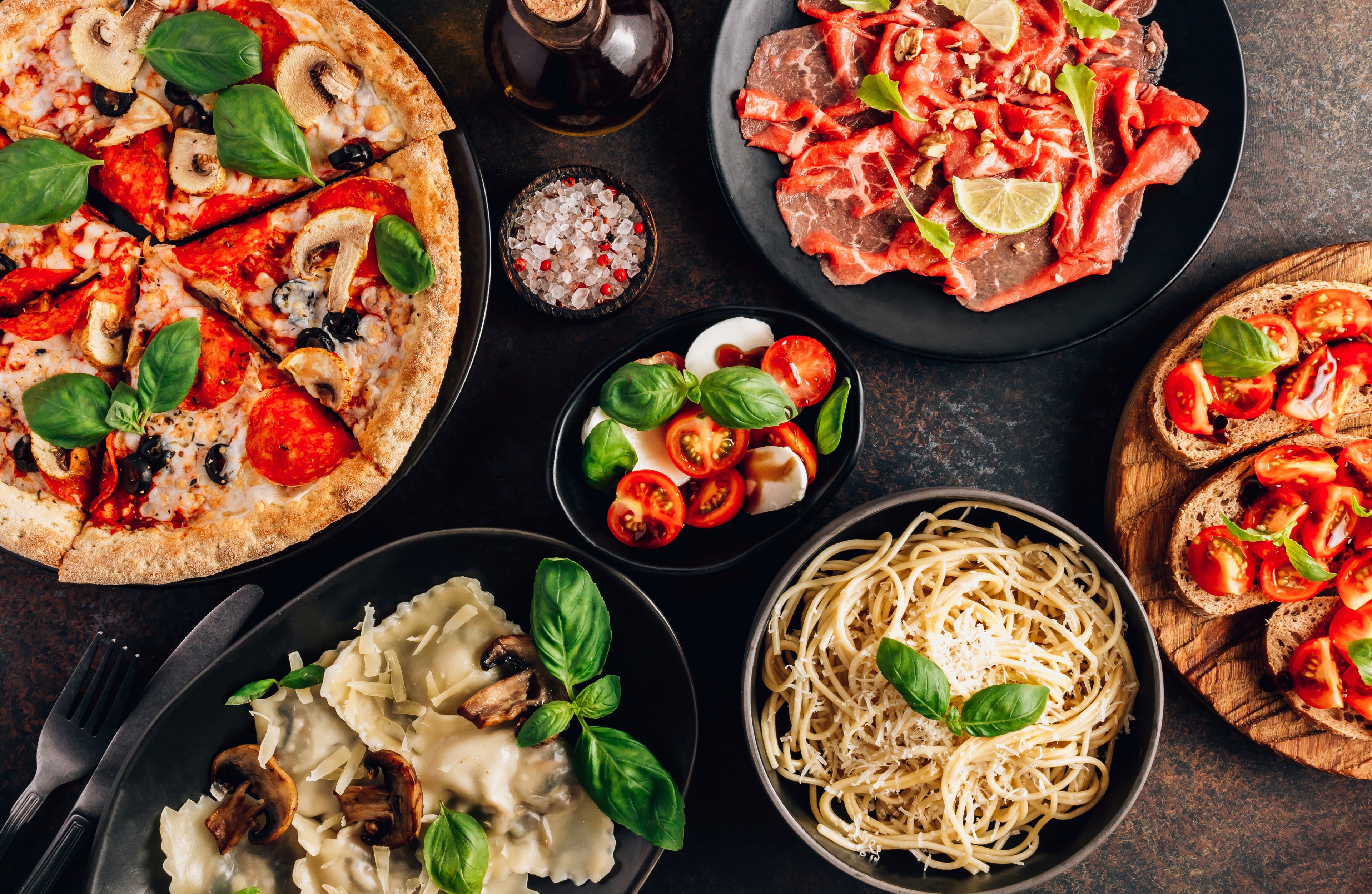 Pino's Pizza Little Italy: Italiens Küche im Herzen von Köln
