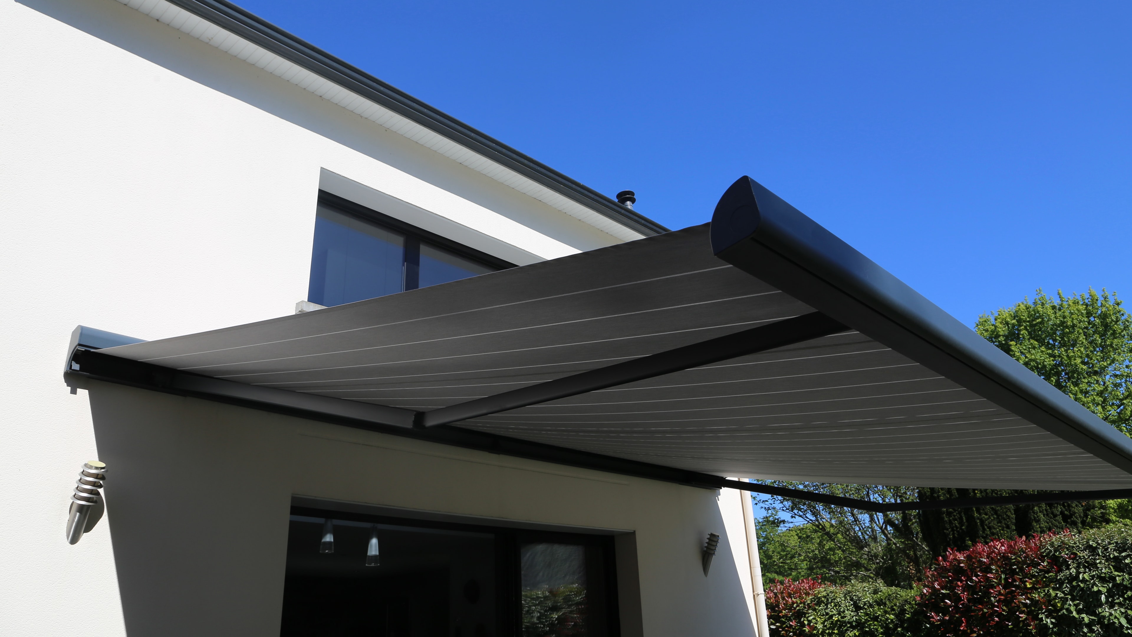 Markisen und Sonnenschutz in Erlangen – Stilvoller Schutz für Ihre Terrasse
