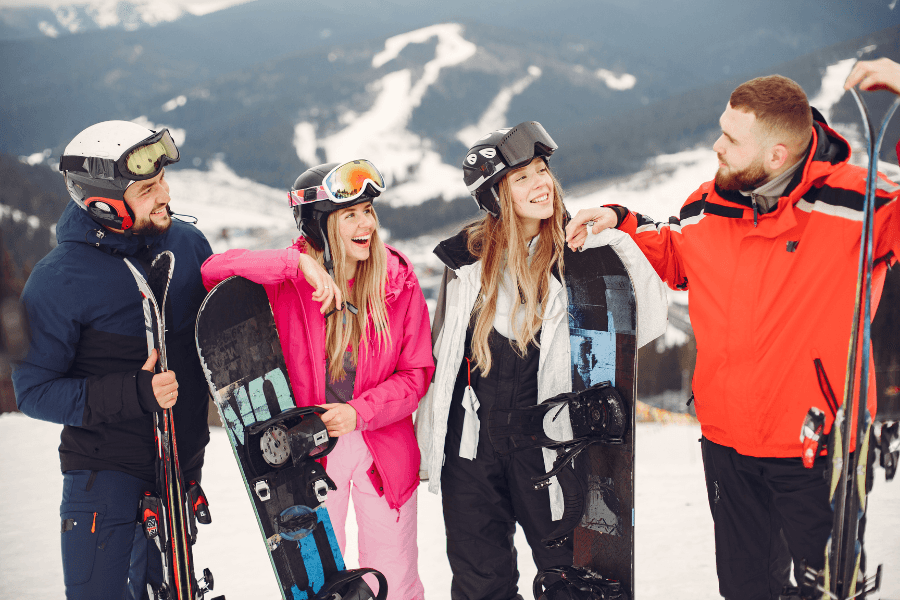 Skitaxi Obertauern für Gruppen – Transfer mit 9-Sitzer Bus