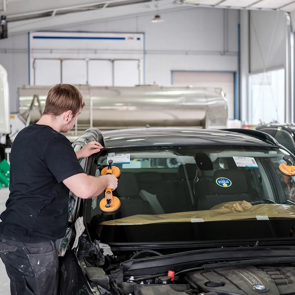 Tragler Lackiererei/Spenglerei & Sandstrahltechnik: Tipps für Fahrzeughalter
