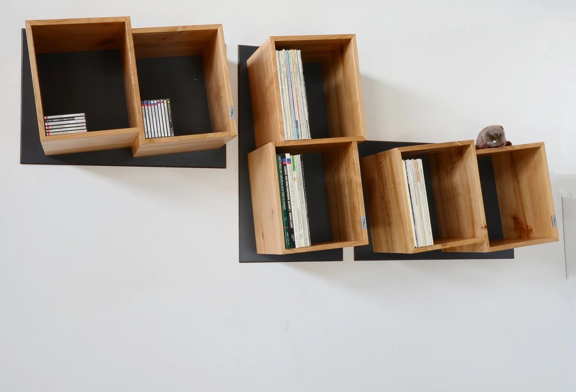 Individuelles Wandregal für Schallplatten