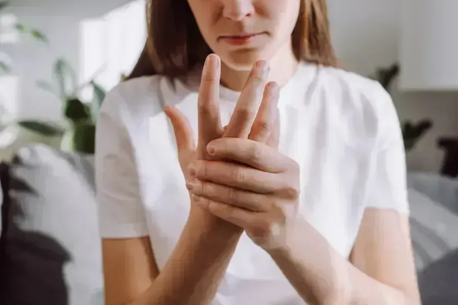Neuropathien effektiv lindern mit Faszientherapie in Osttirol – Schmerzen reduzieren, Wohlbefinden steigern