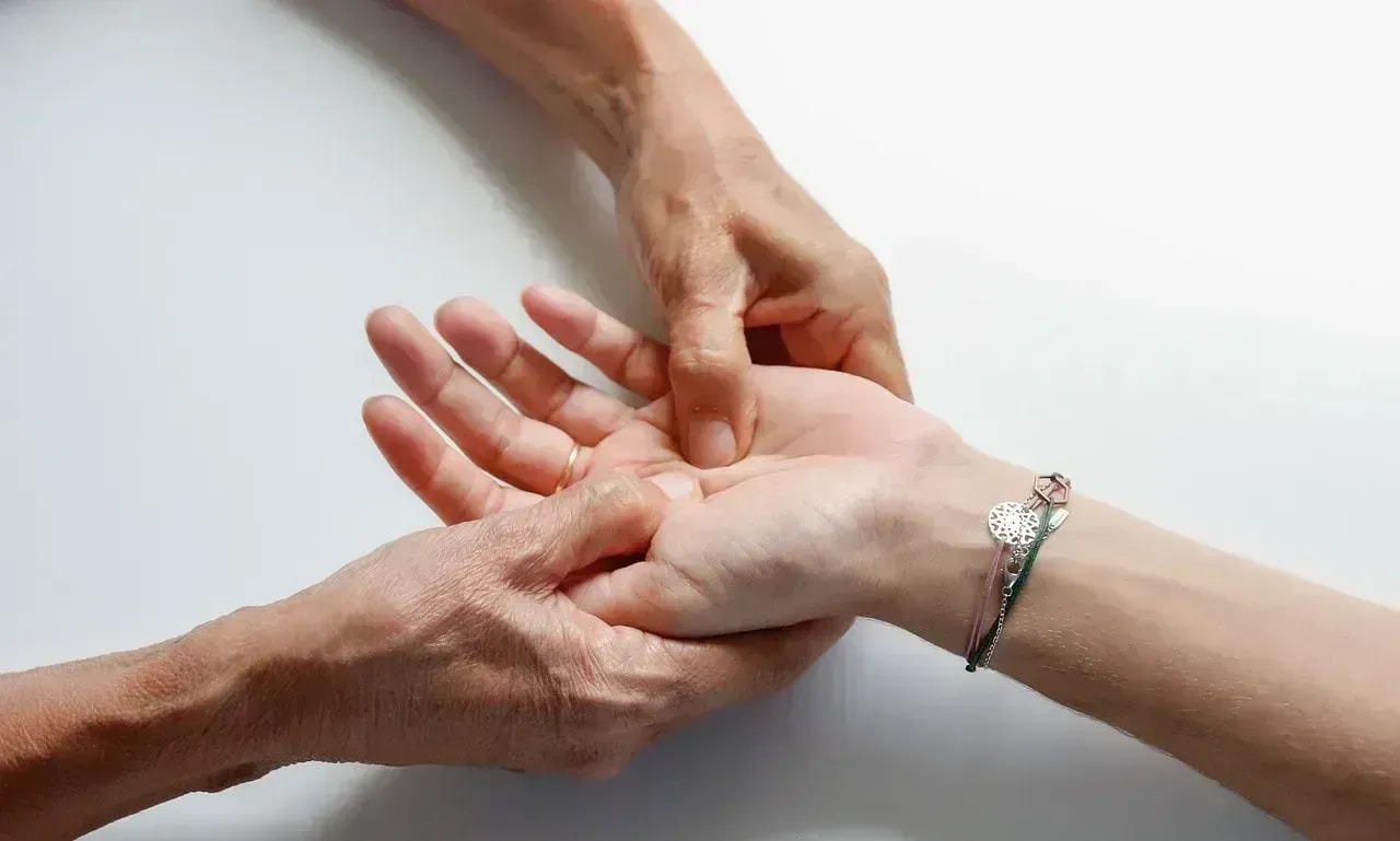 Engpasssyndrome behandeln mit Faszientherapie - Mehr Beweglichkeit, weniger Schmerzen