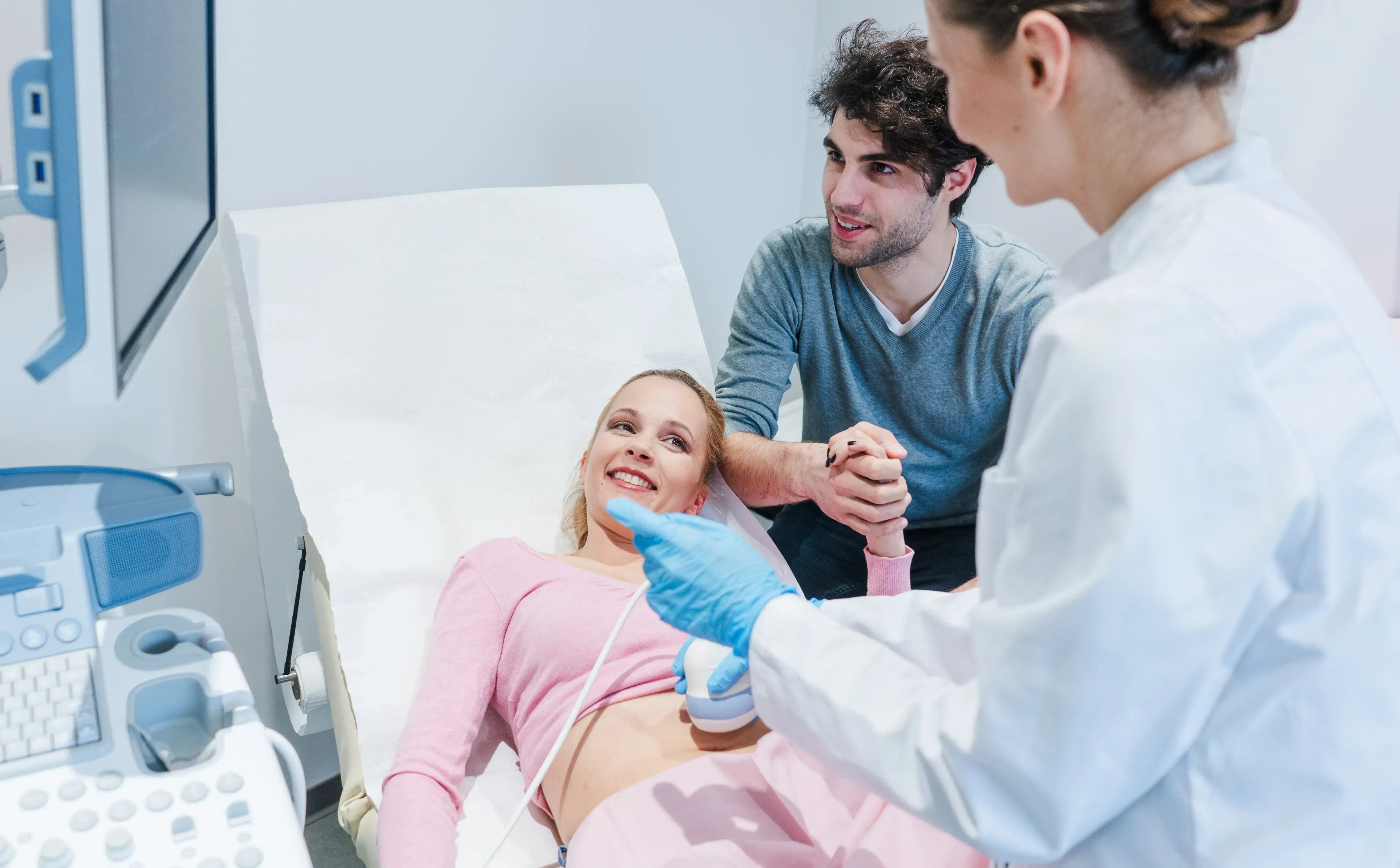 Eileiterdiagnostik im Kinderwunschzentrum Aalen – Wann sollte man die Eileiterdurchgängigkeit testen lassen?