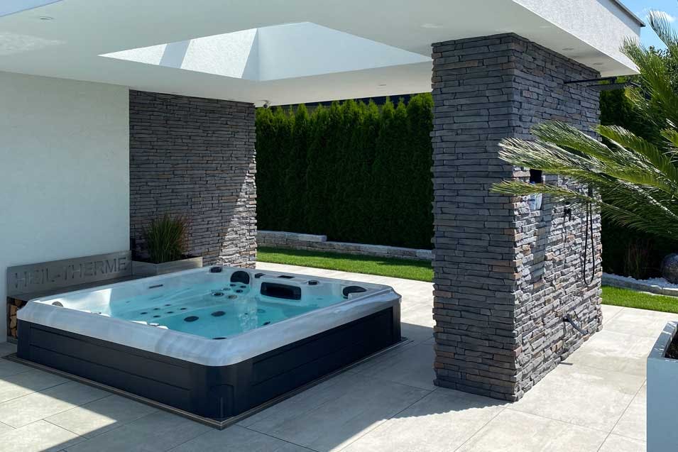Jacuzzi kaufen in Linz – Luxuriöse Entspannung mit BETA Wellness