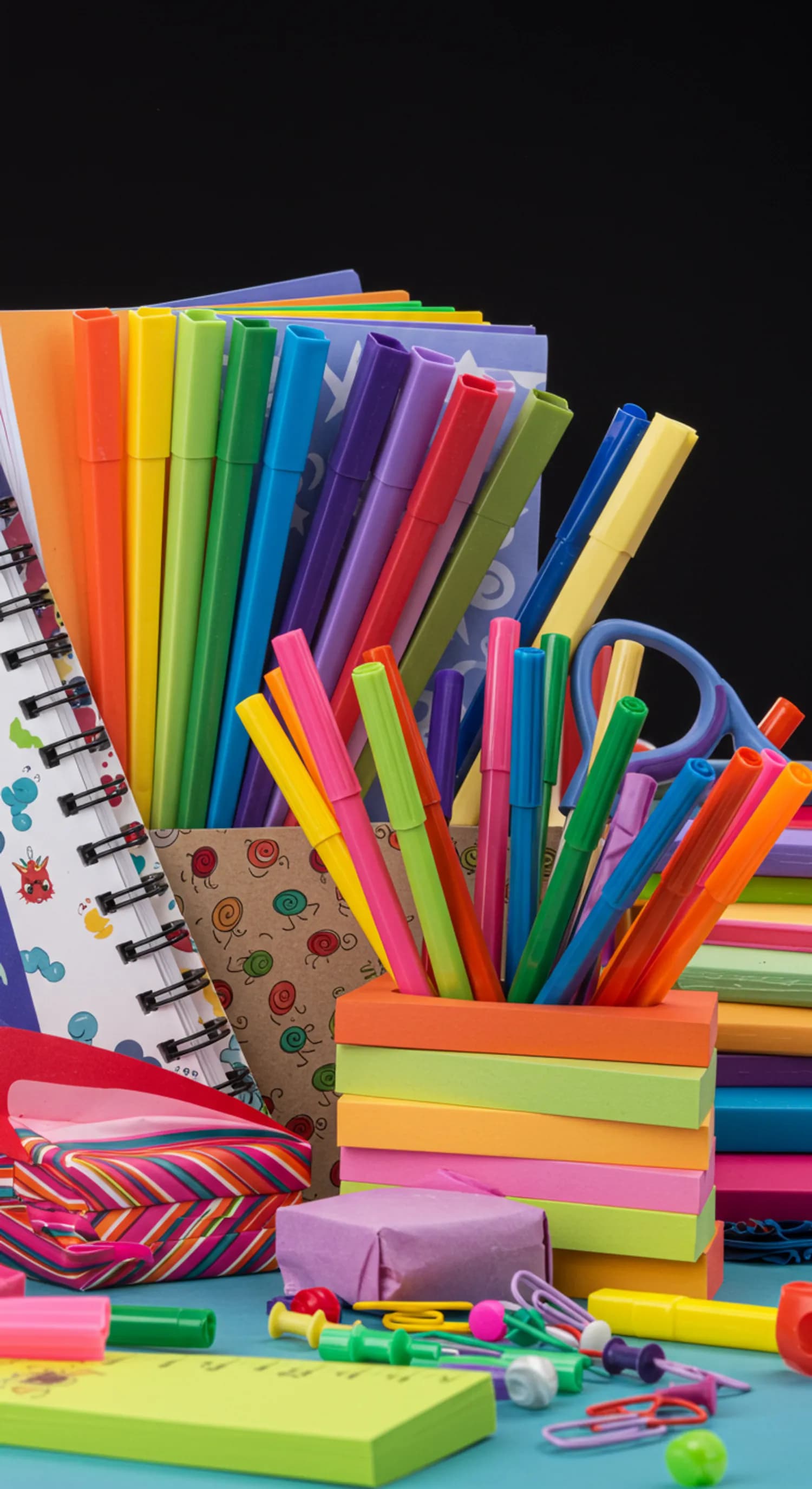 Schulmaterialien als Schlüssel zur Kreativität und Motivation banner